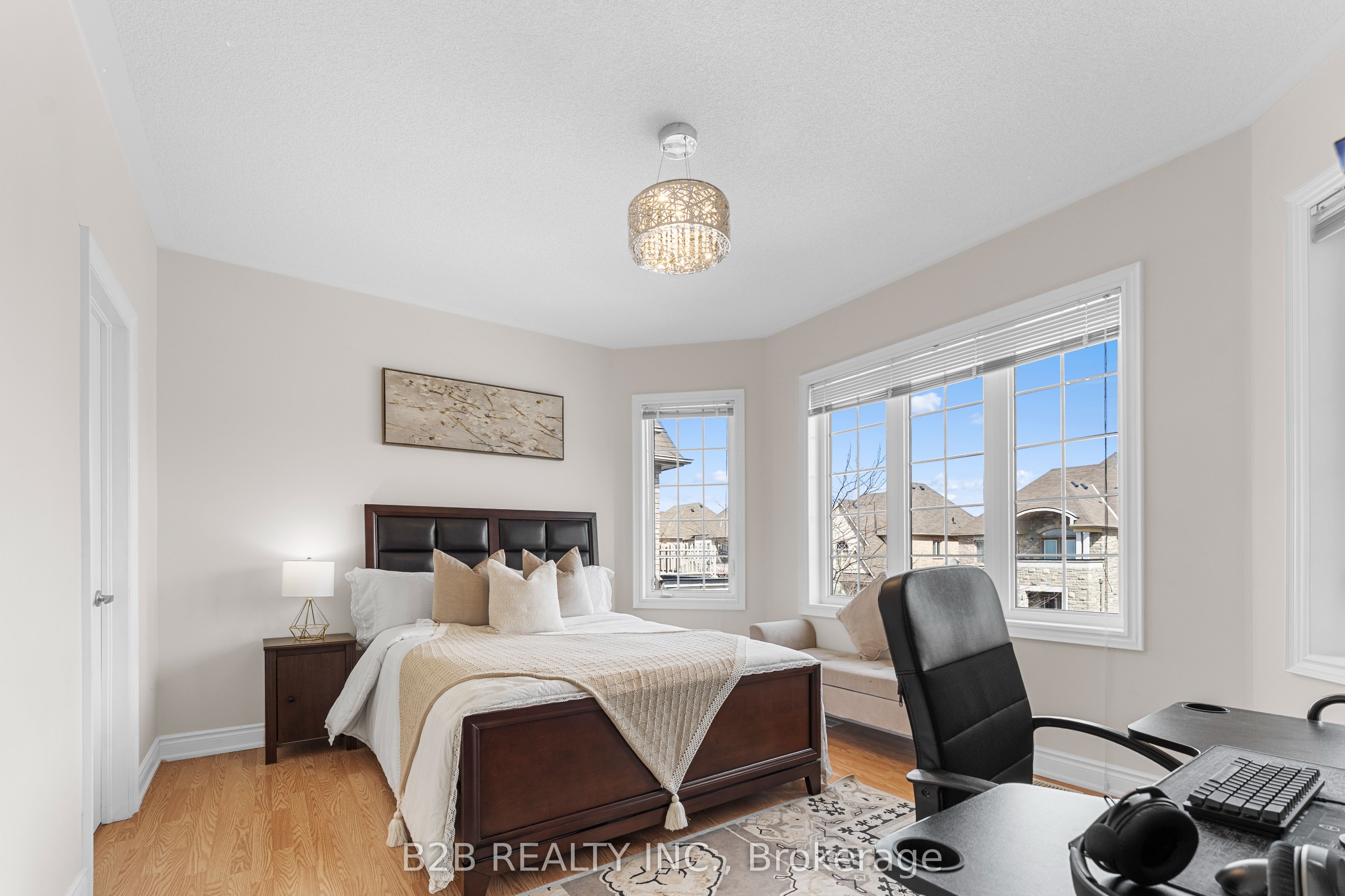 Photo 27 of 22 Templar Street, Brampton, Credit Valley — HOMEH
