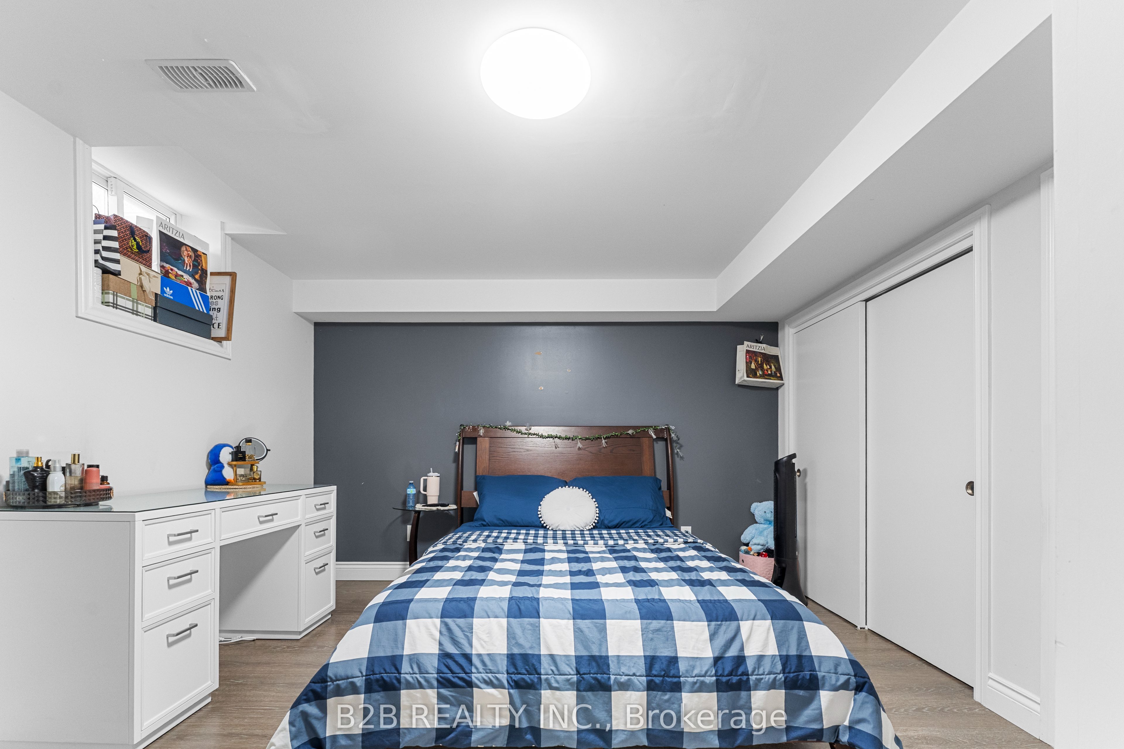 Photo 35 of 22 Templar Street, Brampton, Credit Valley — HOMEH
