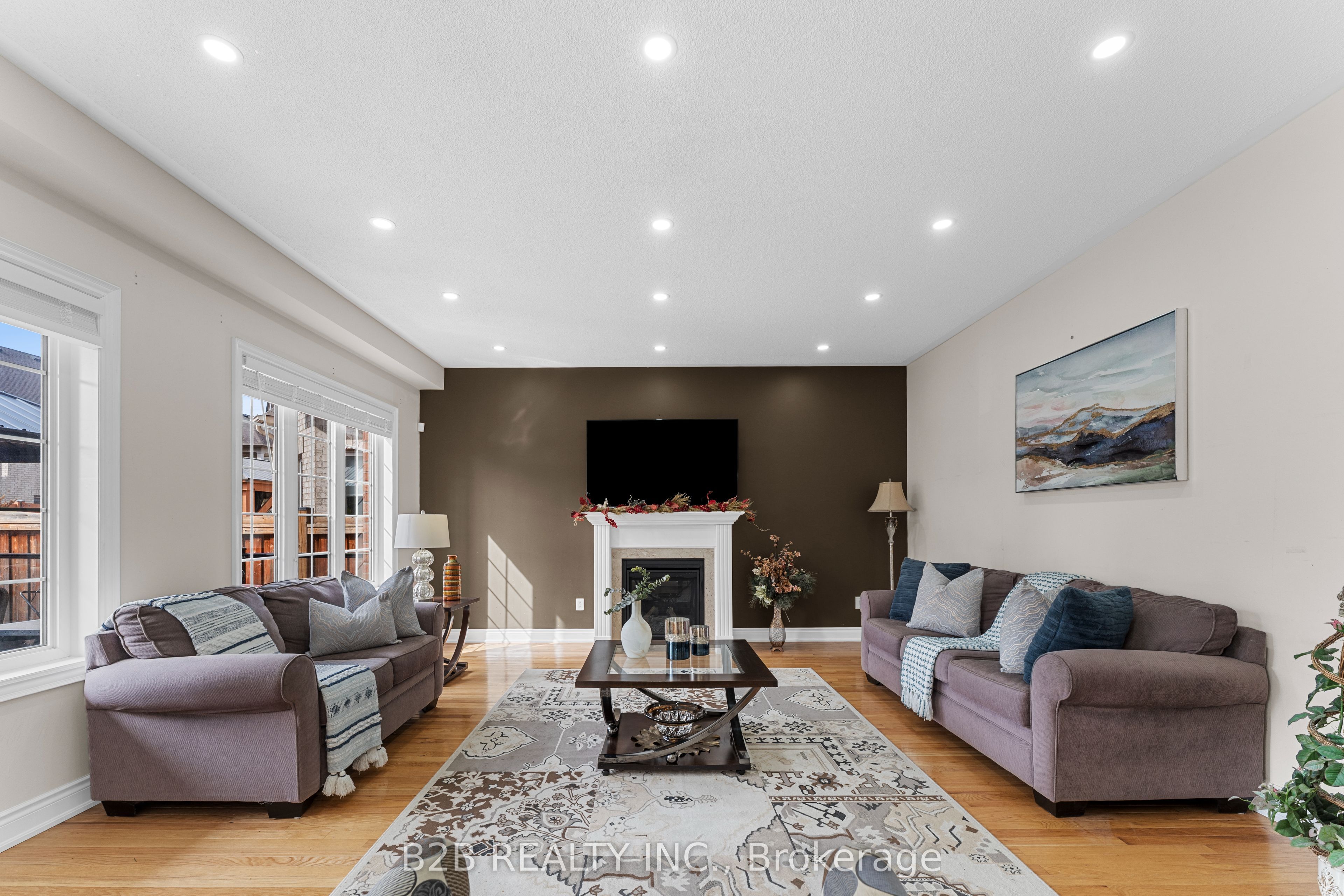 Photo 18 of 22 Templar Street, Brampton, Credit Valley — HOMEH