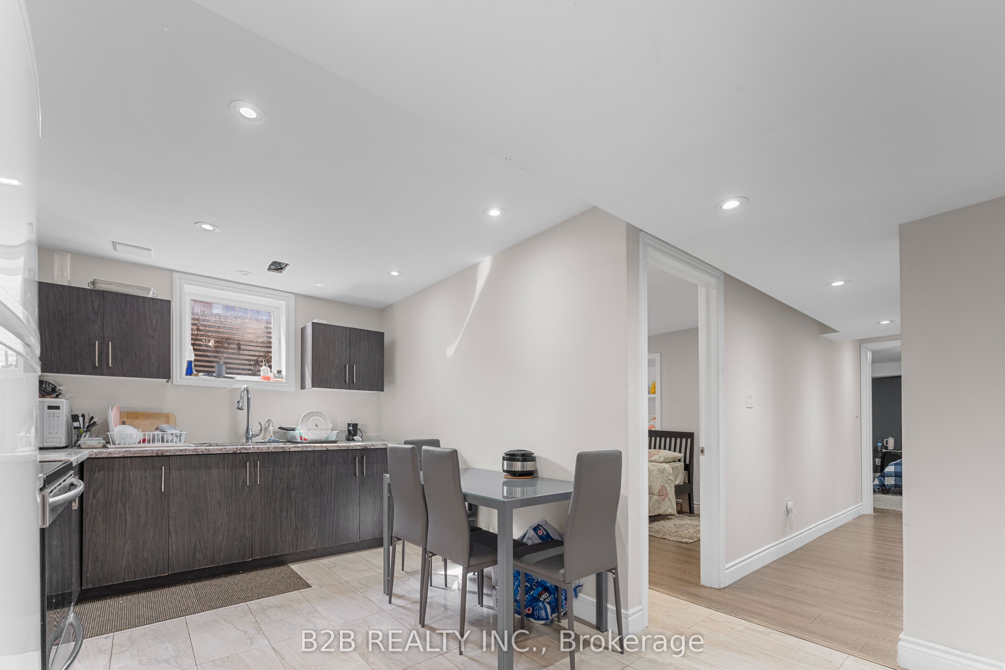 Photo 32 of 22 Templar Street, Brampton, Credit Valley — HOMEH