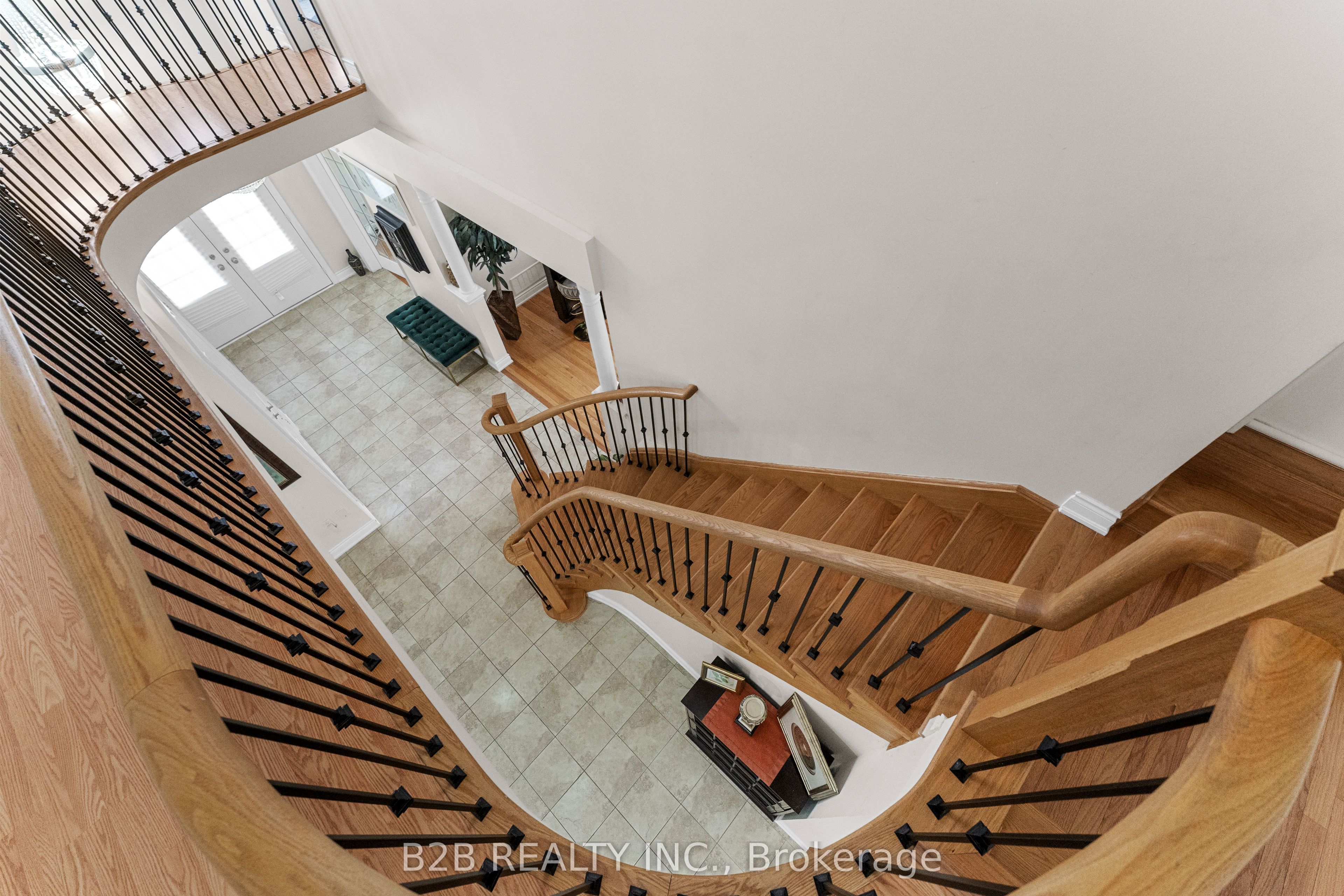 Photo 39 of 22 Templar Street, Brampton, Credit Valley — HOMEH