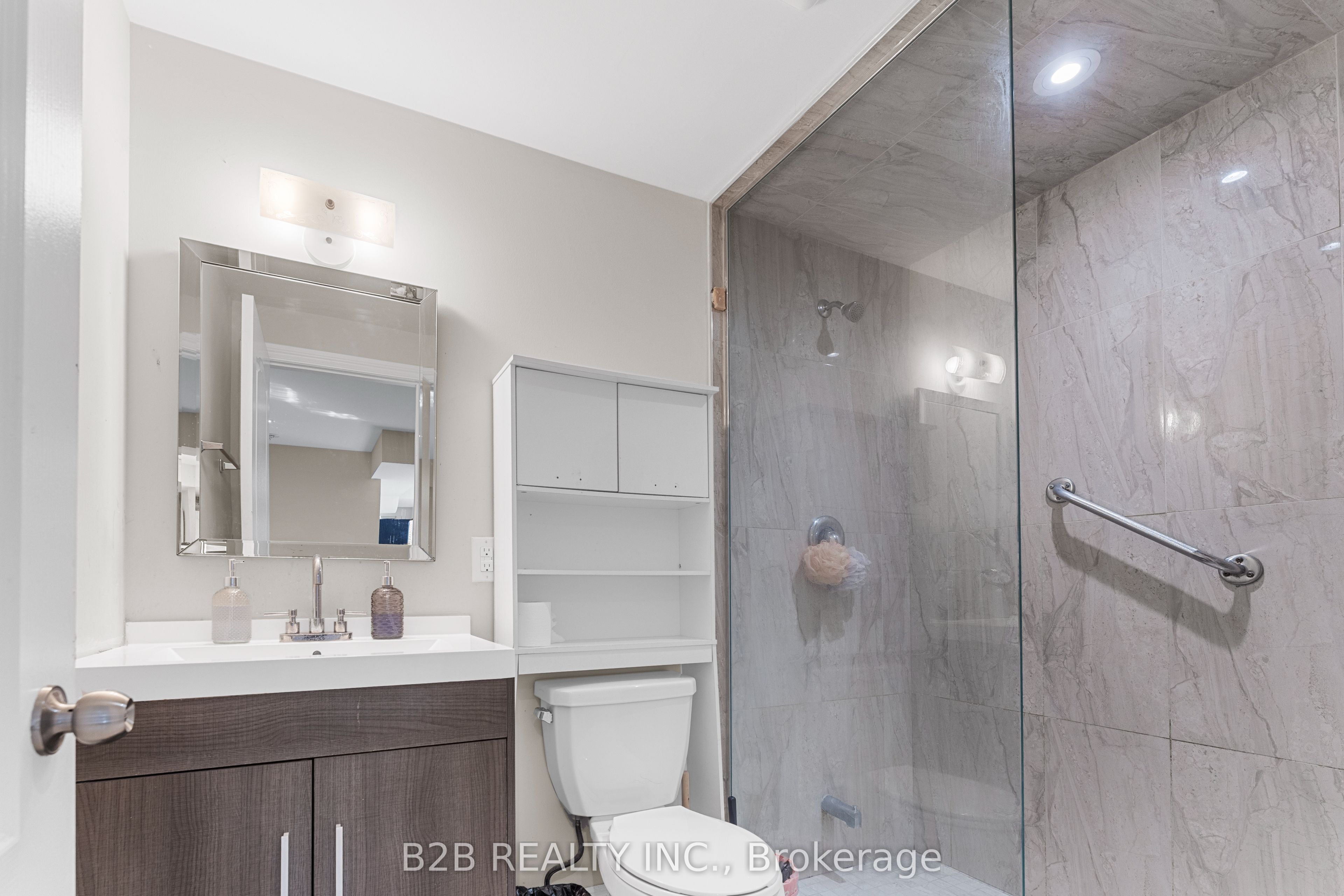 Photo 20 of 22 Templar Street, Brampton, Credit Valley — HOMEH