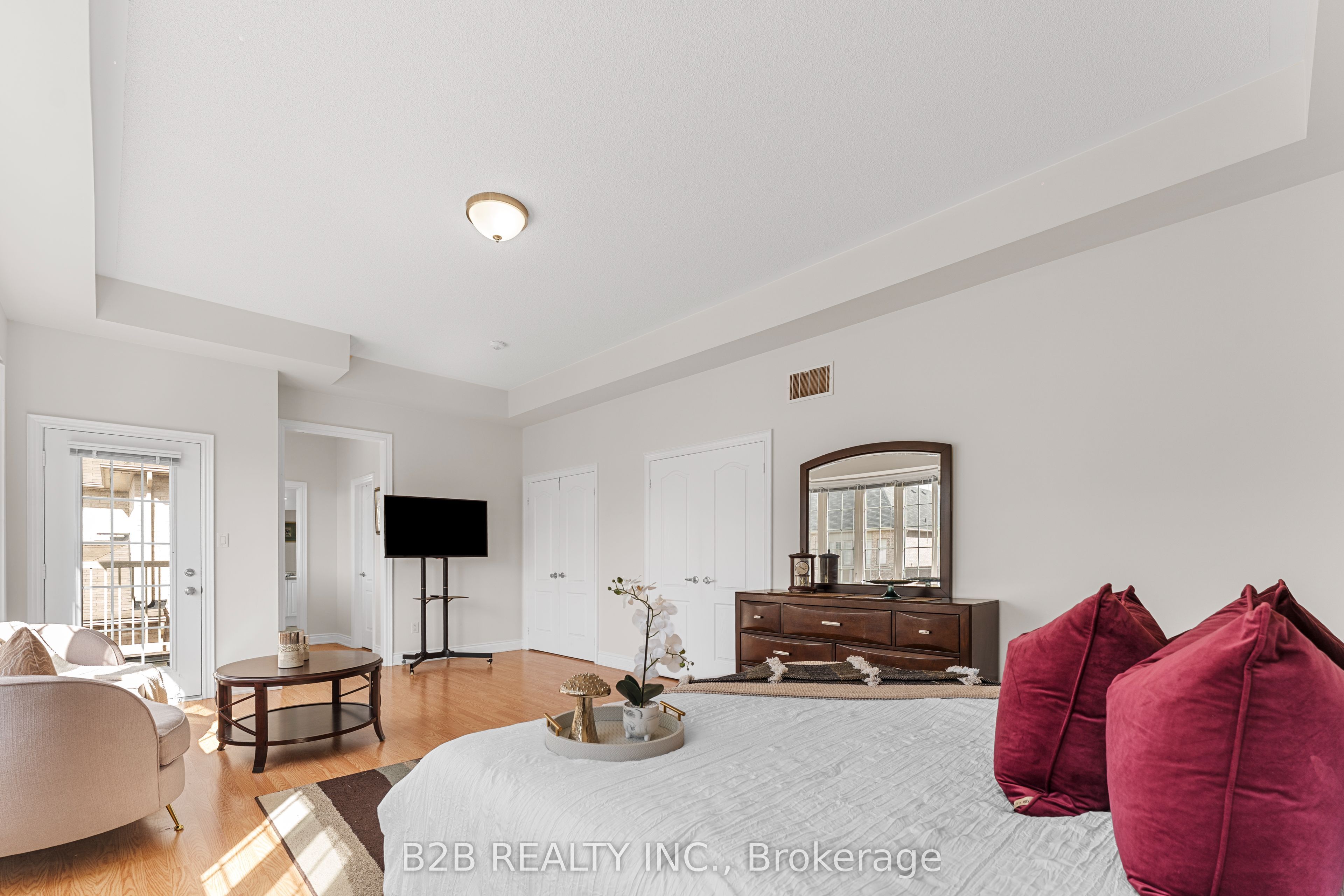 Photo 26 of 22 Templar Street, Brampton, Credit Valley — HOMEH