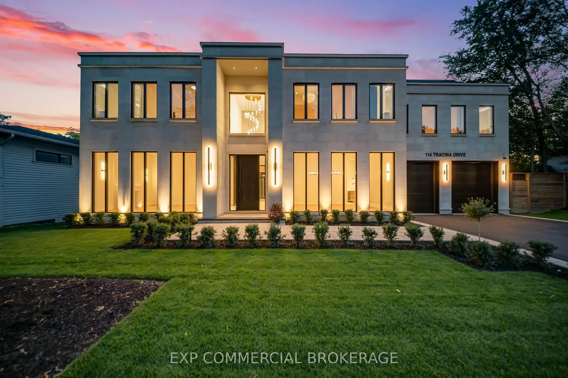 Photo 2 of 114 Tracina Drive, Oakville, Southwest — HOMEH