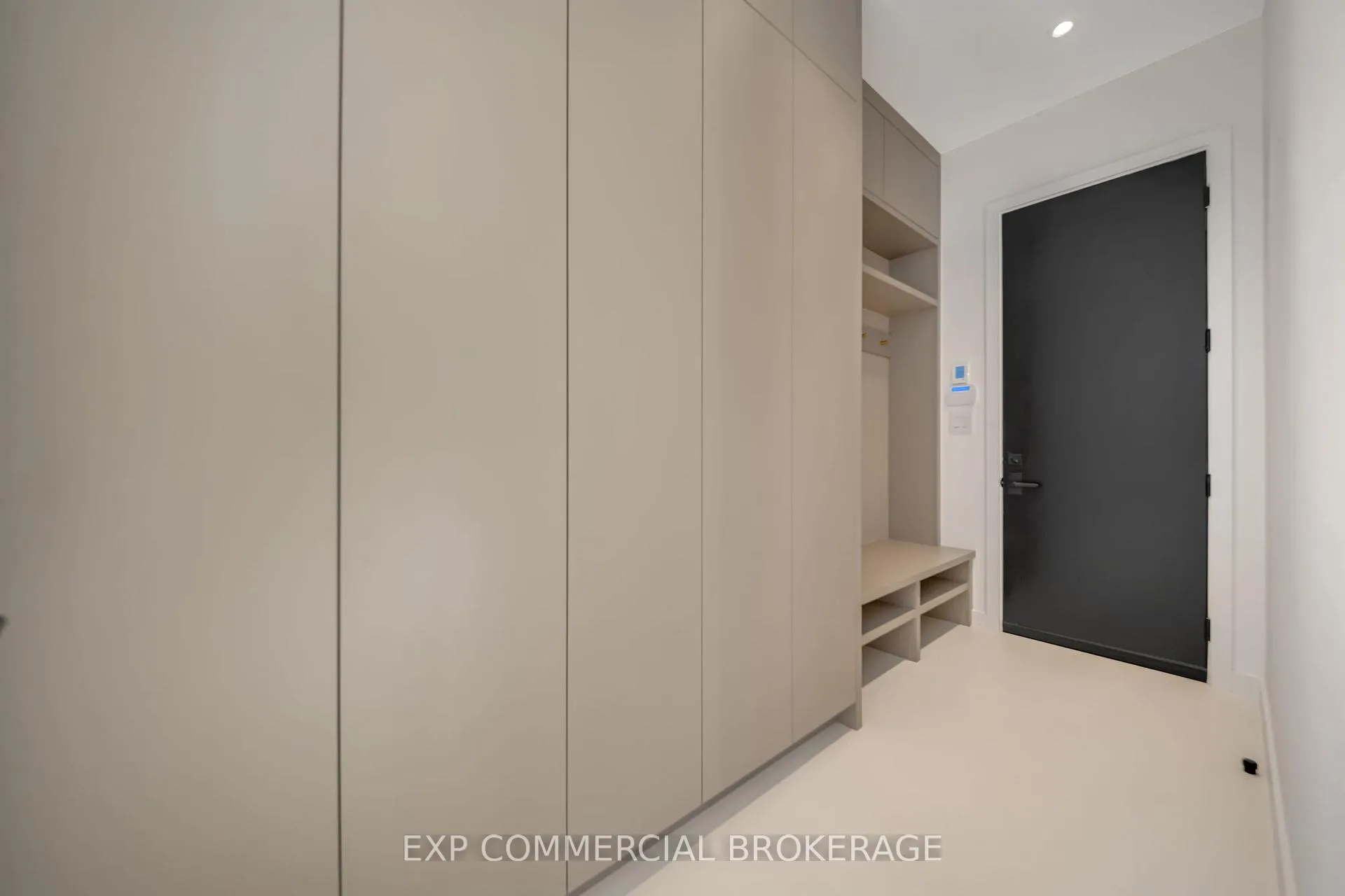 Photo 16 of 114 Tracina Drive, Oakville, Southwest — HOMEH