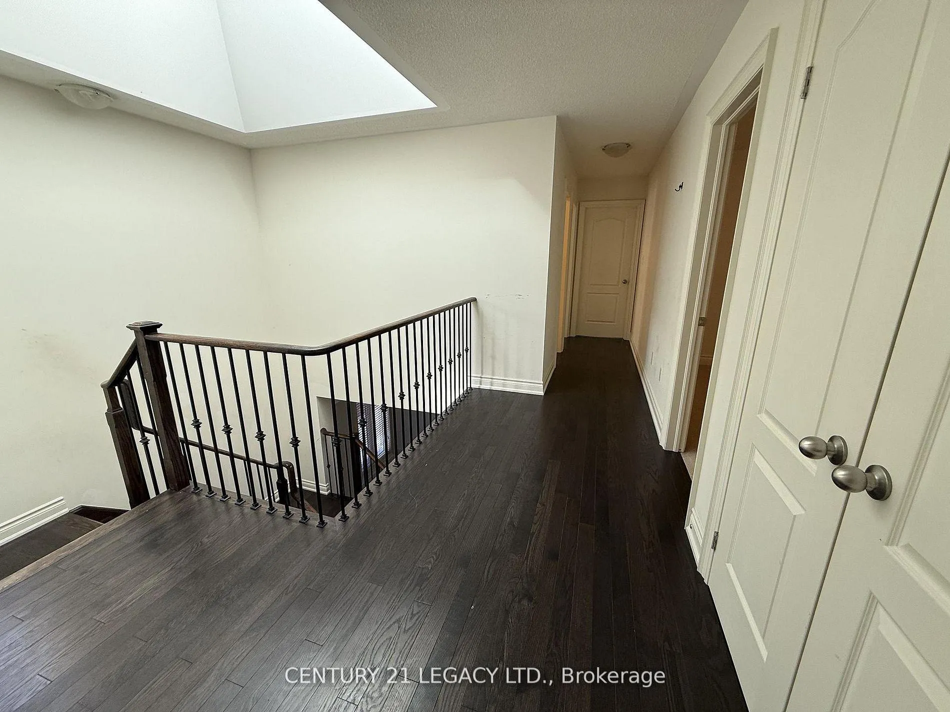 Photo 13 of 16 Mussle White Road, Brampton, Bram West — HOMEH