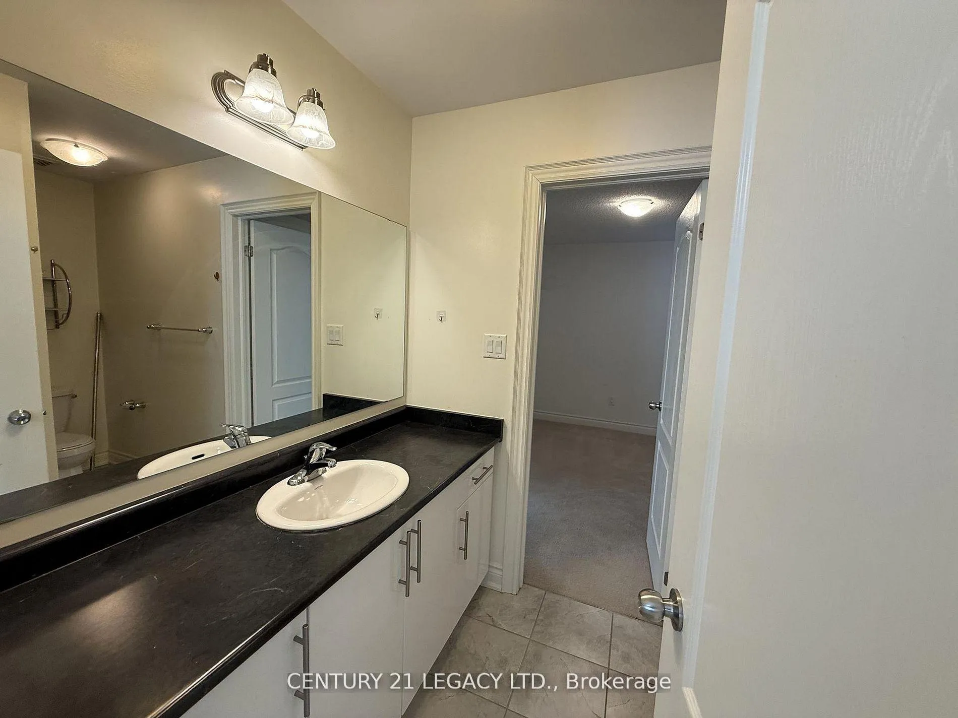 Photo 25 of 16 Mussle White Road, Brampton, Bram West — HOMEH
