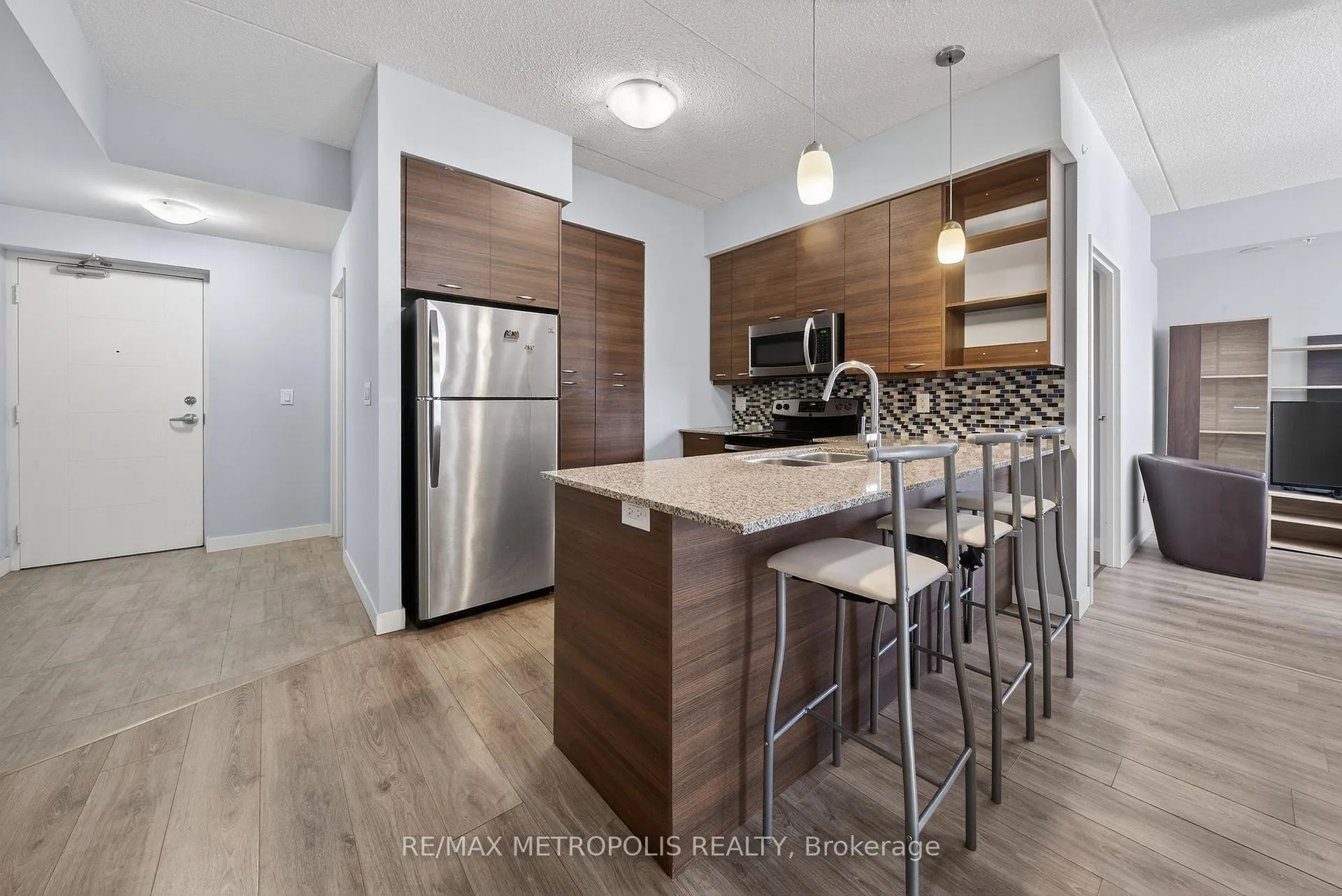 Photo 11 of Unit 1702, 318 Spruce Street, Waterloo, Lakeshore Village — HOMEH