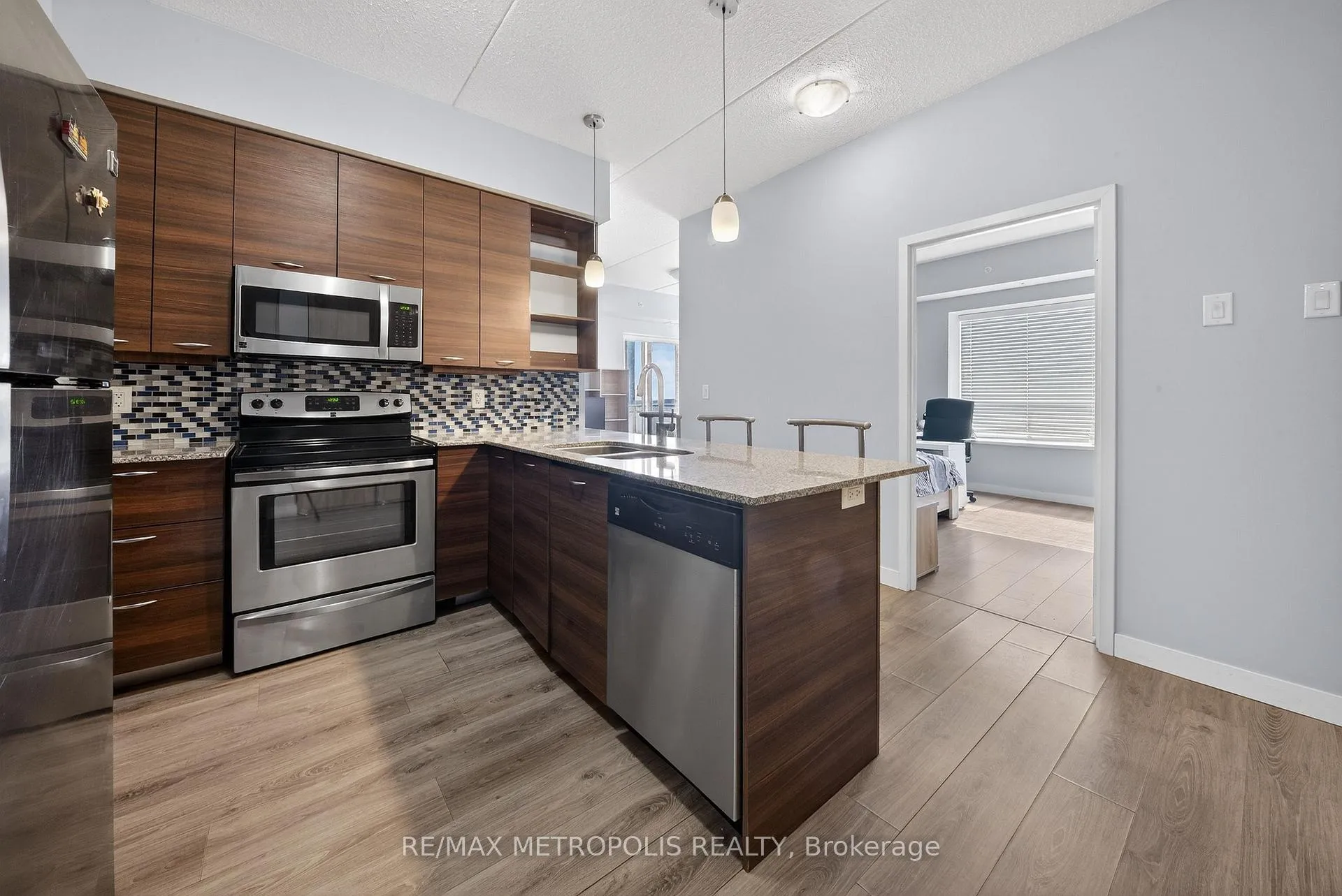 Photo 13 of Unit 1702, 318 Spruce Street, Waterloo, Lakeshore Village — HOMEH