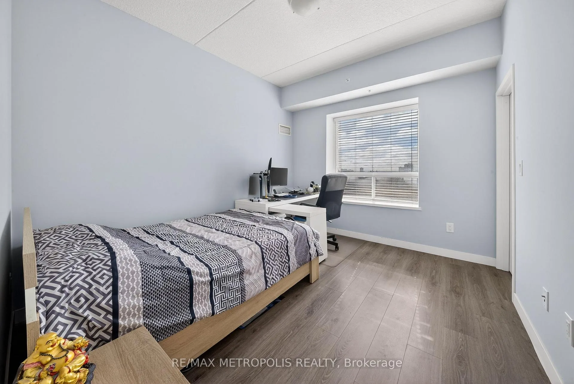 Photo 18 of Unit 1702, 318 Spruce Street, Waterloo, Lakeshore Village — HOMEH