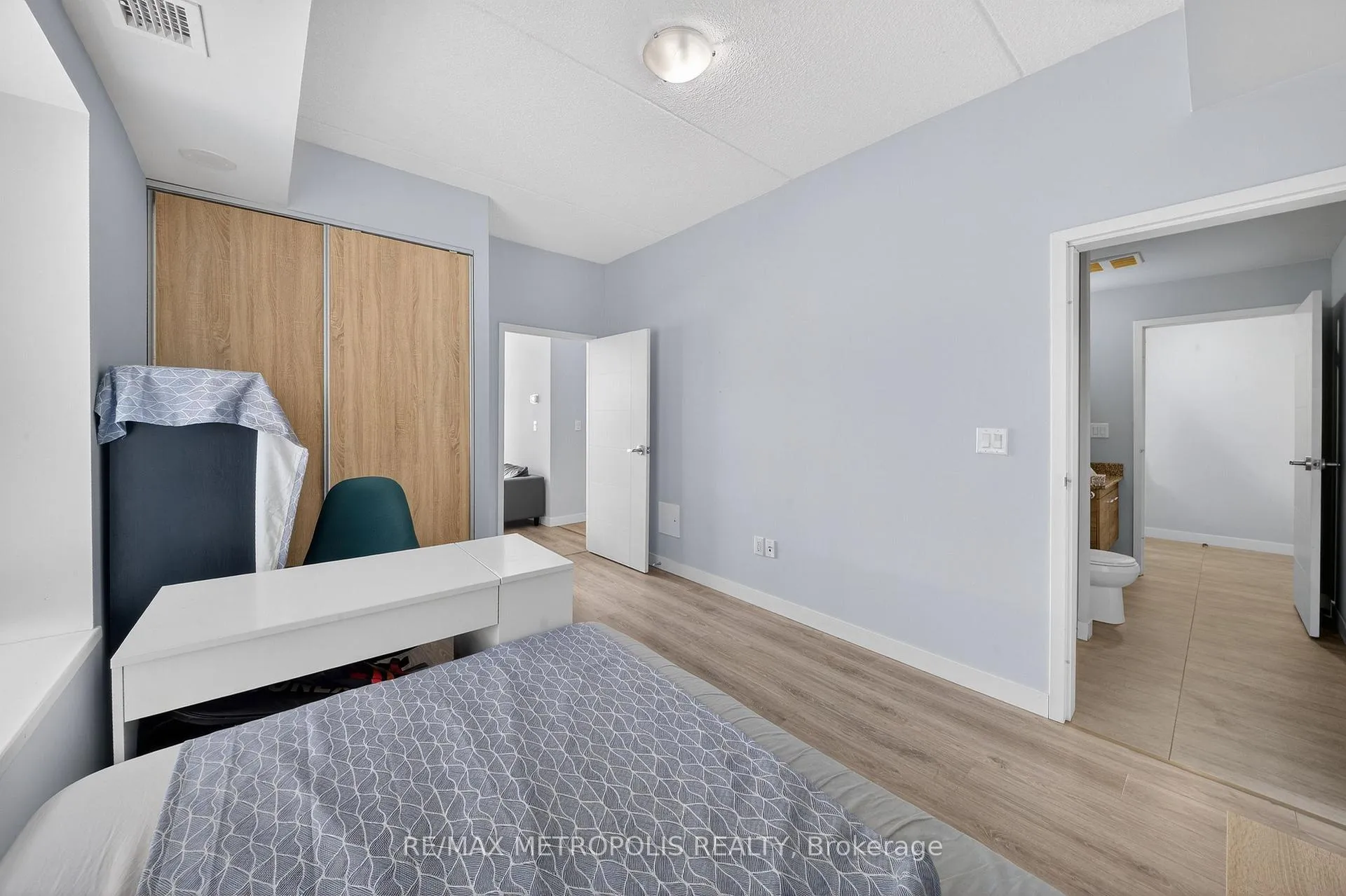Photo 27 of Unit 1702, 318 Spruce Street, Waterloo, Lakeshore Village — HOMEH
