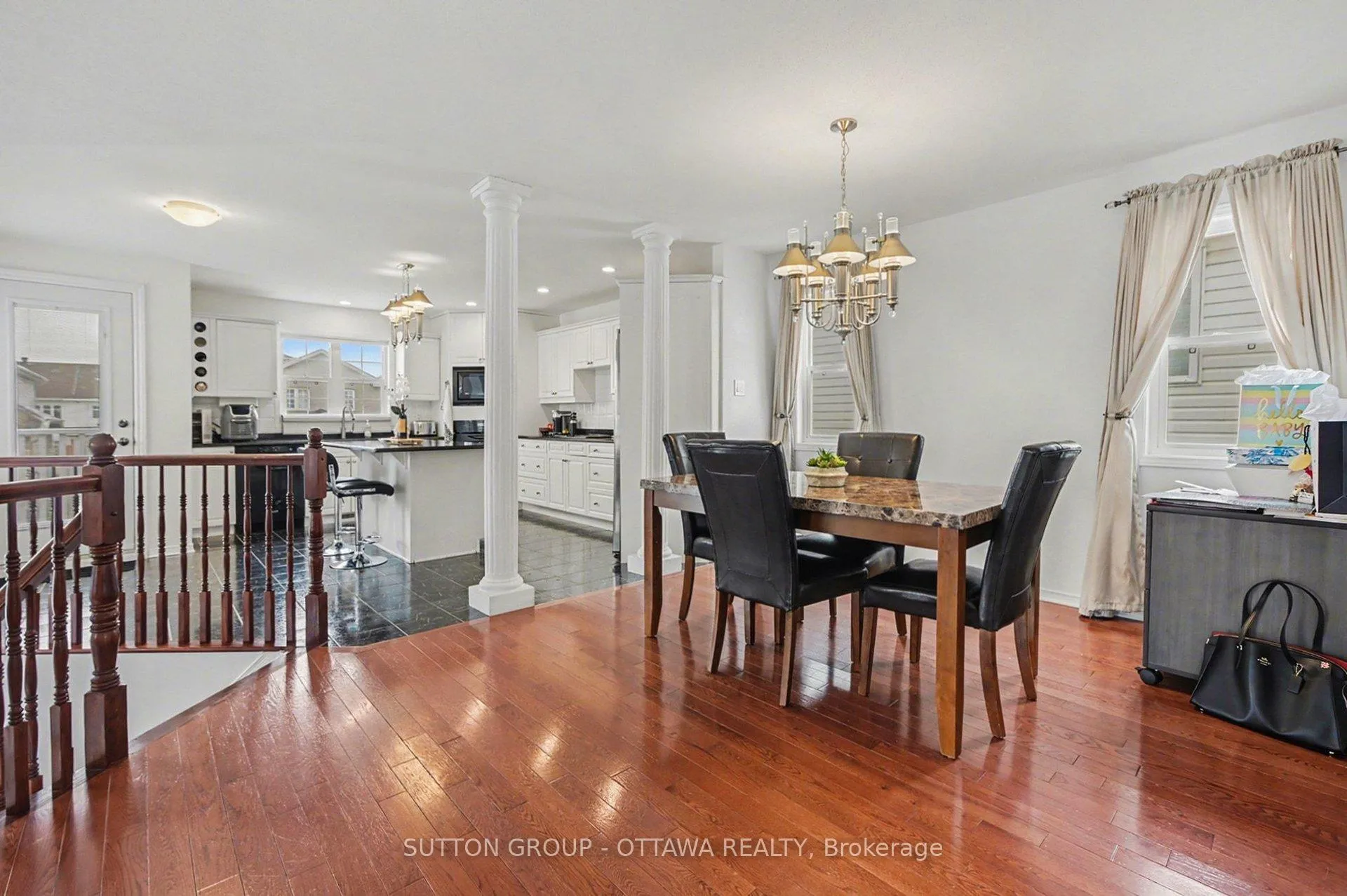 Photo 8 of 131 Oakfield Crescent, Ottawa, Barrhaven - Longfields — HOMEH