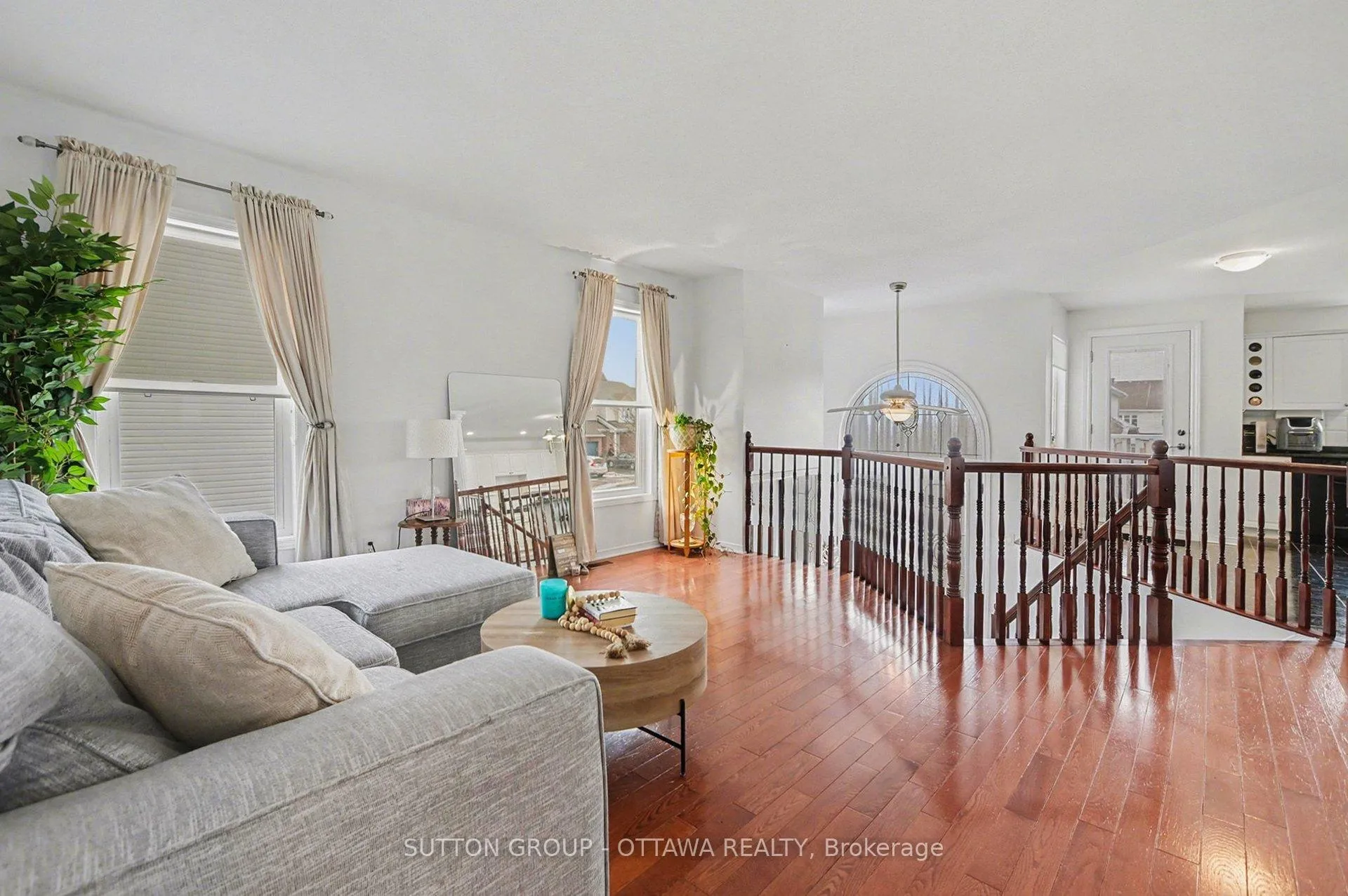 Photo 10 of 131 Oakfield Crescent, Ottawa, Barrhaven - Longfields — HOMEH