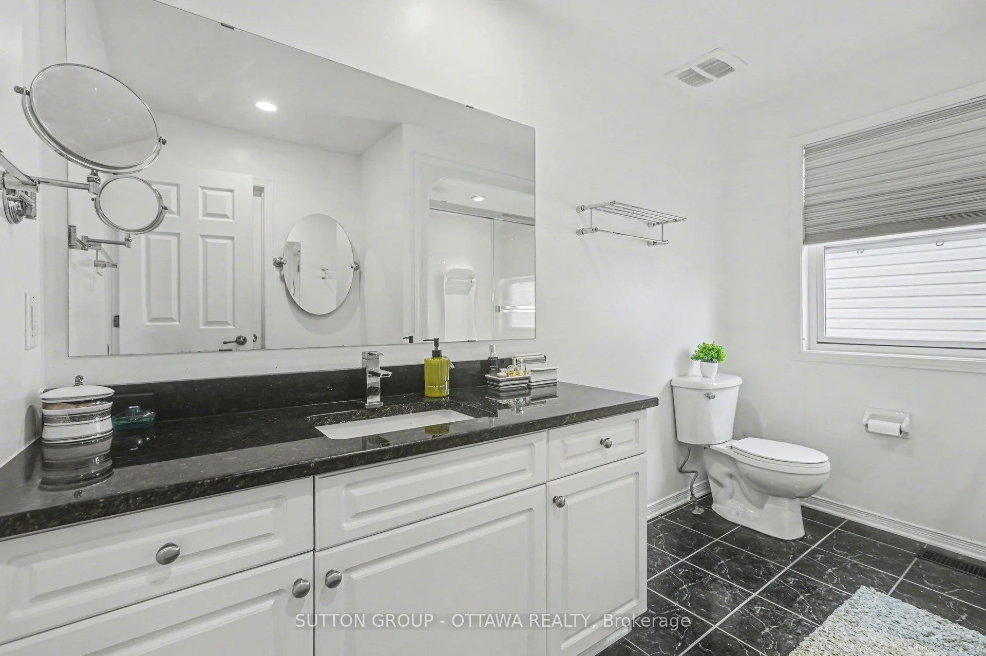 Photo 14 of 131 Oakfield Crescent, Ottawa, Barrhaven - Longfields — HOMEH