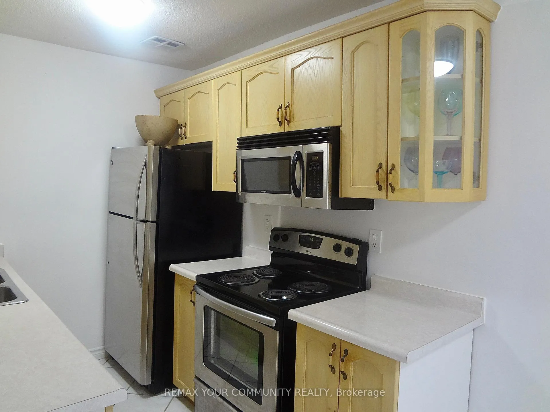 Photo 5 of Unit 106, 893 Concession Street, Hamilton, Raleigh — HOMEH