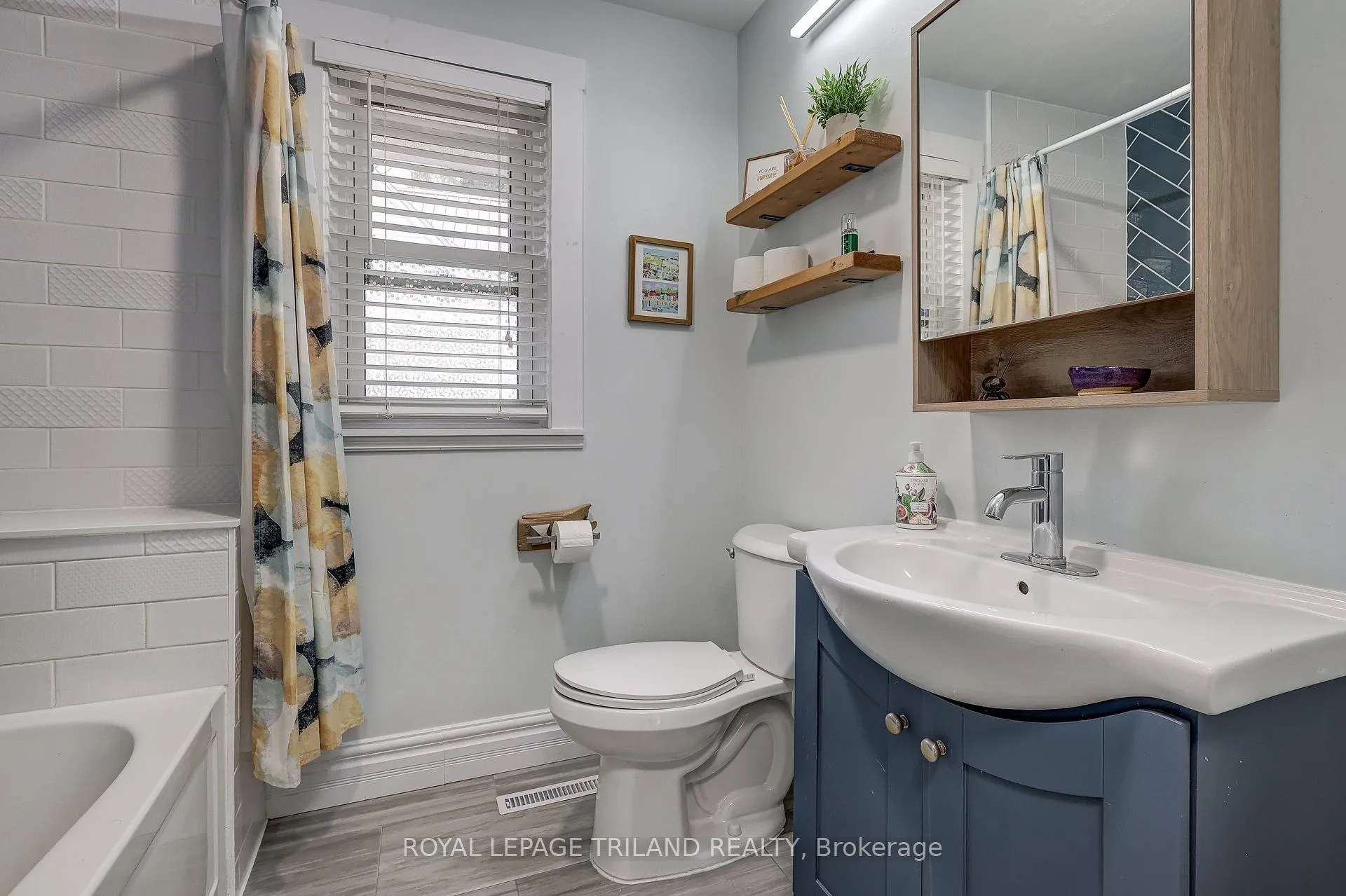 Photo 25 of 35897 Brook Street, Southwold, Shedden — HOMEH