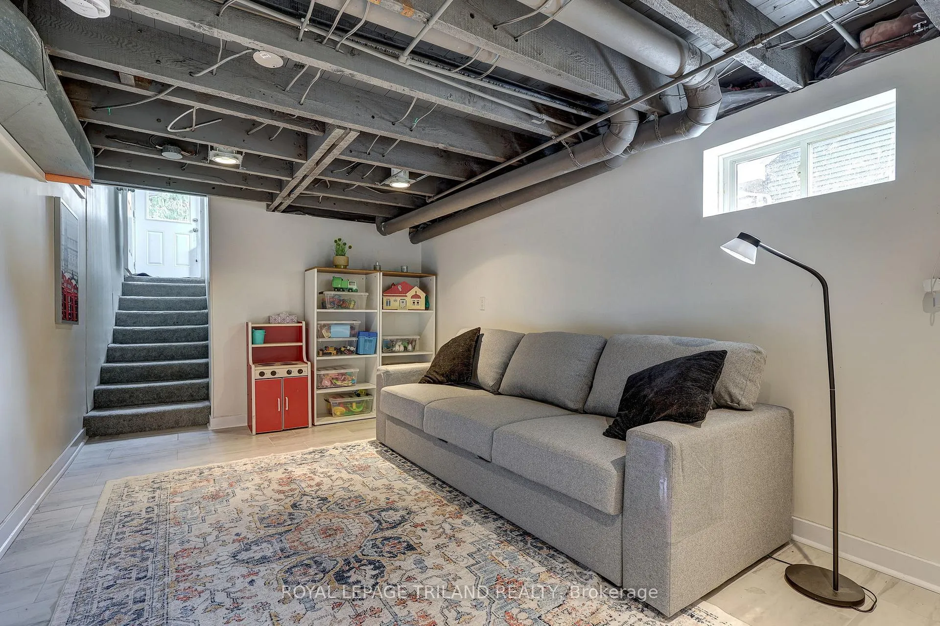 Photo 31 of 35897 Brook Street, Southwold, Shedden — HOMEH