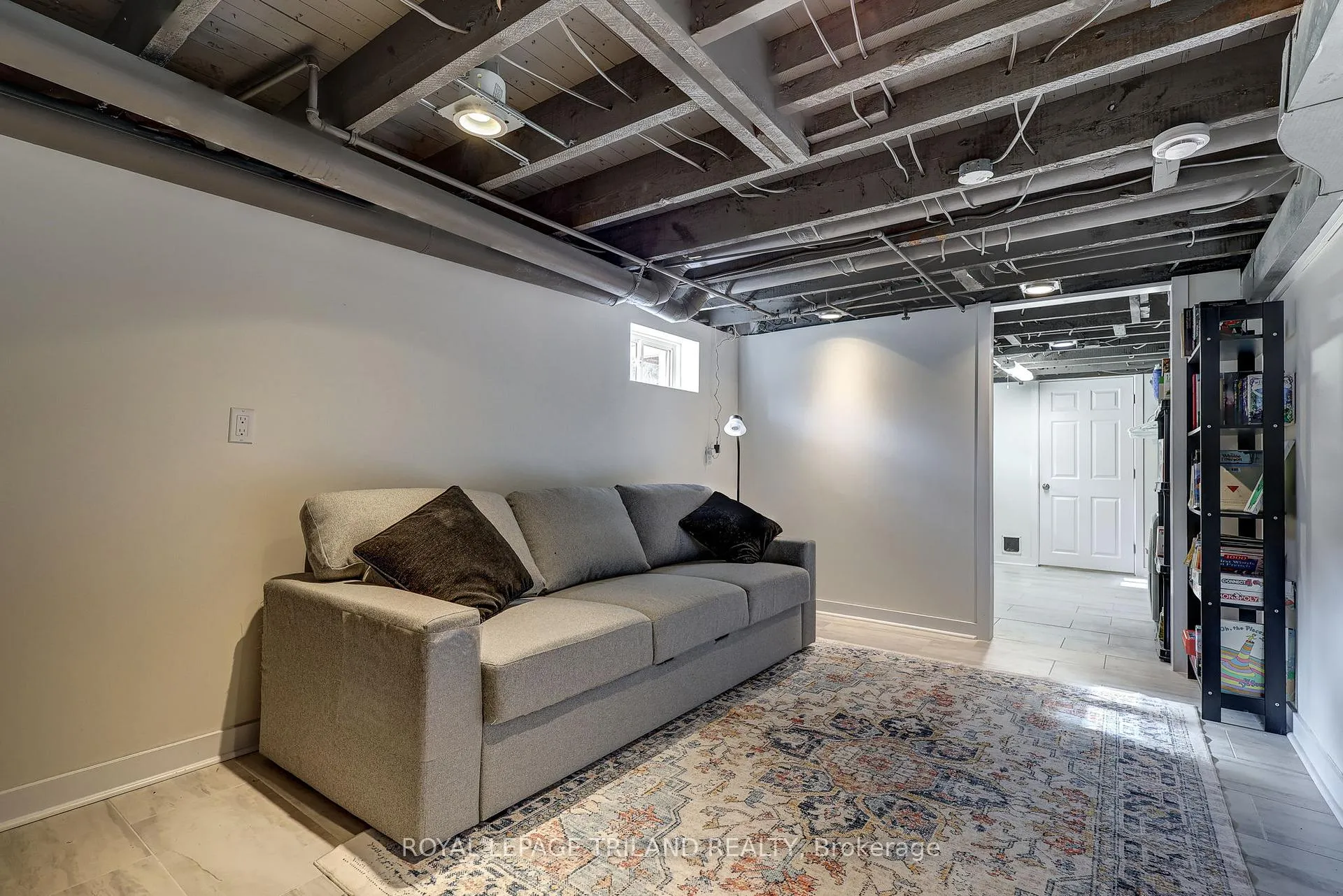 Photo 32 of 35897 Brook Street, Southwold, Shedden — HOMEH