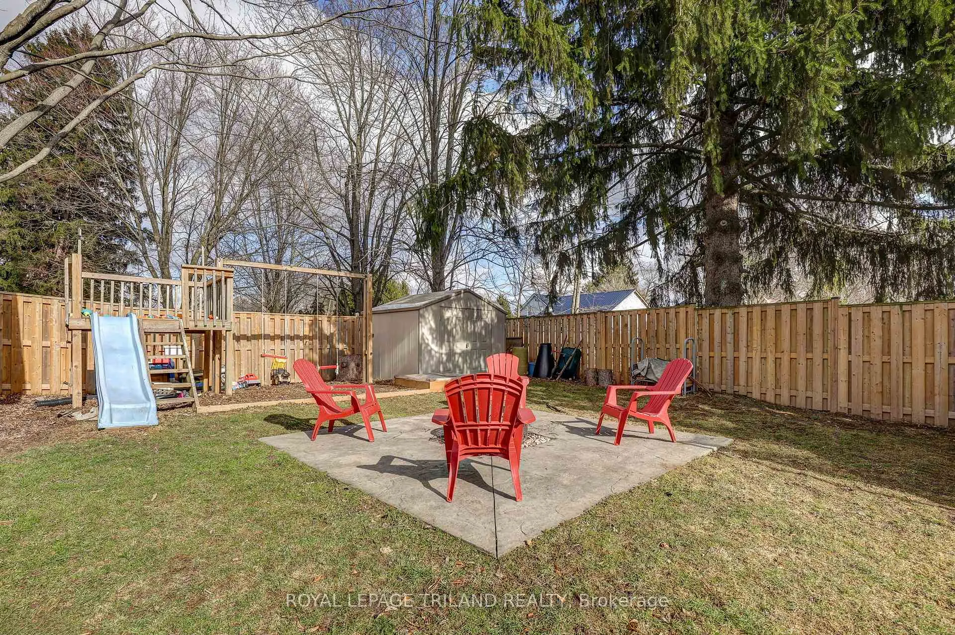 Photo 41 of 35897 Brook Street, Southwold, Shedden — HOMEH