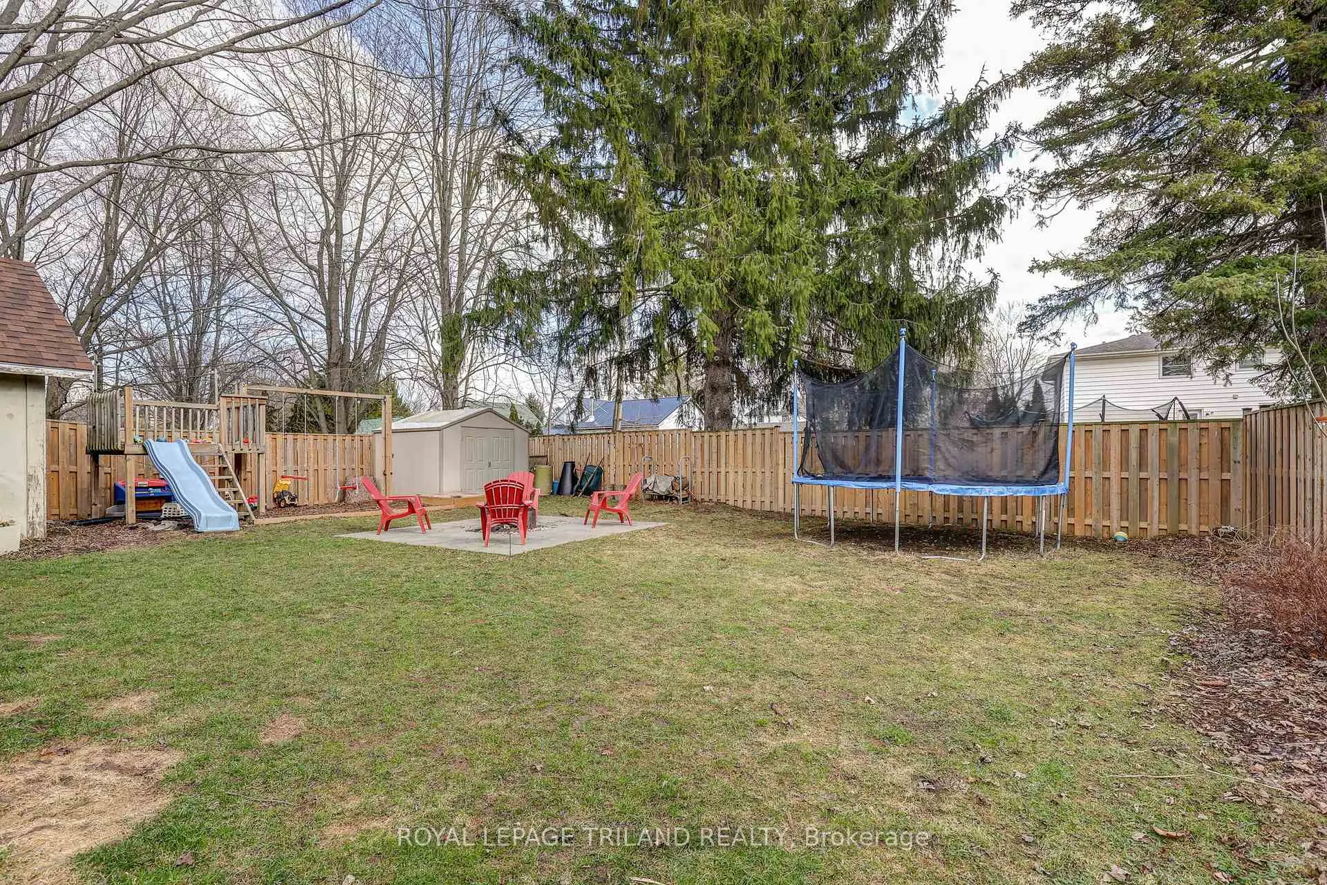 Photo 42 of 35897 Brook Street, Southwold, Shedden — HOMEH