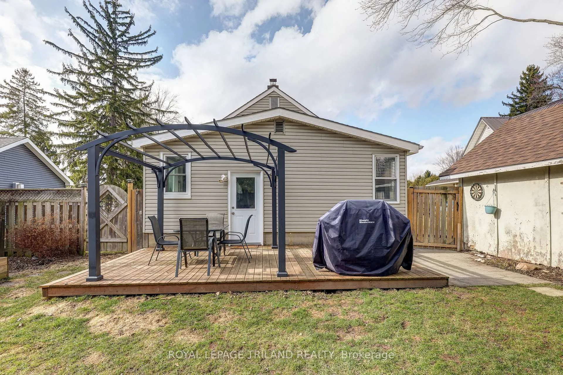 Photo 45 of 35897 Brook Street, Southwold, Shedden — HOMEH