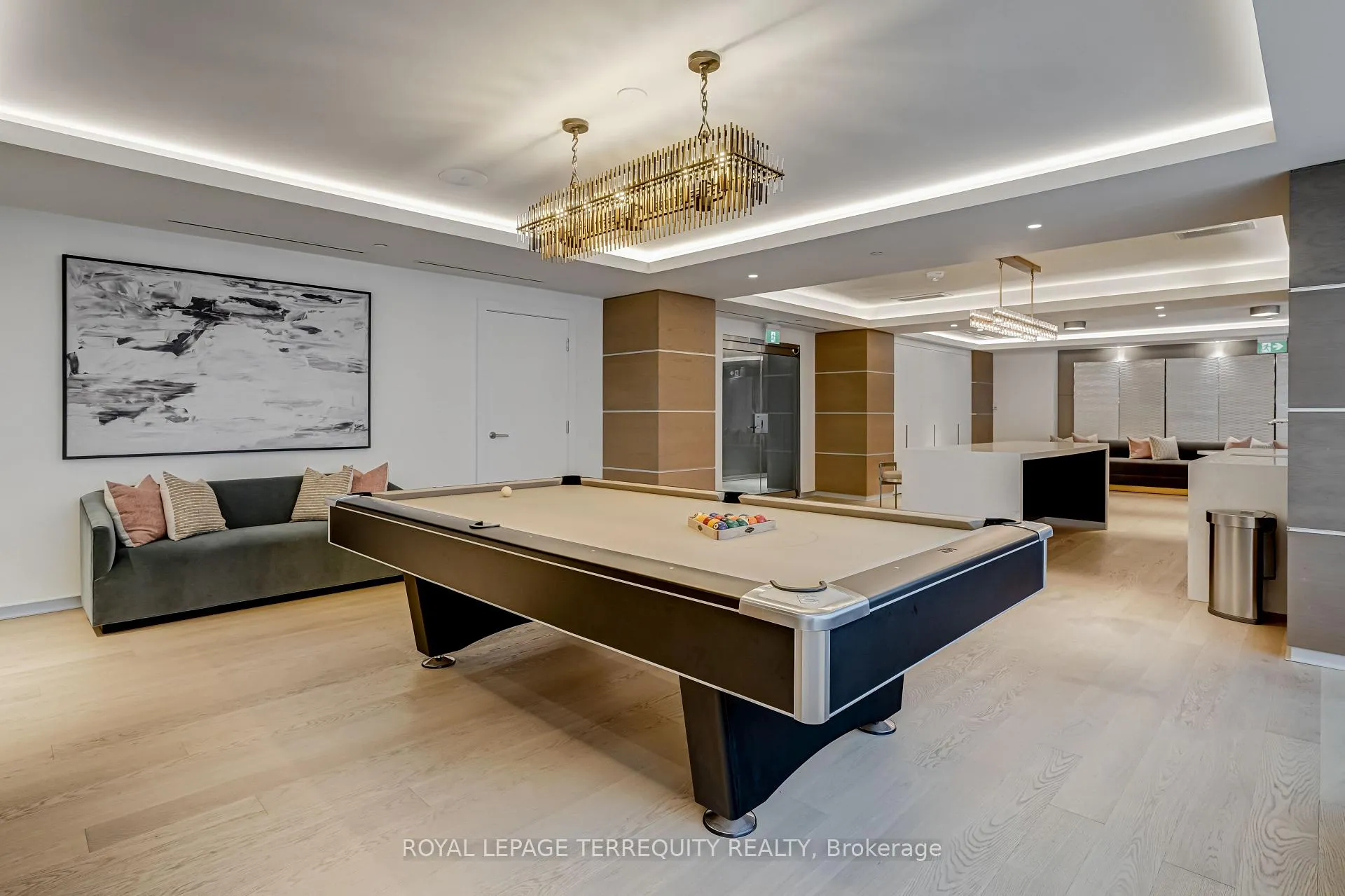 Photo 18 of Unit 306, 188 Cumberland Street, Toronto, The Annex — HOMEH