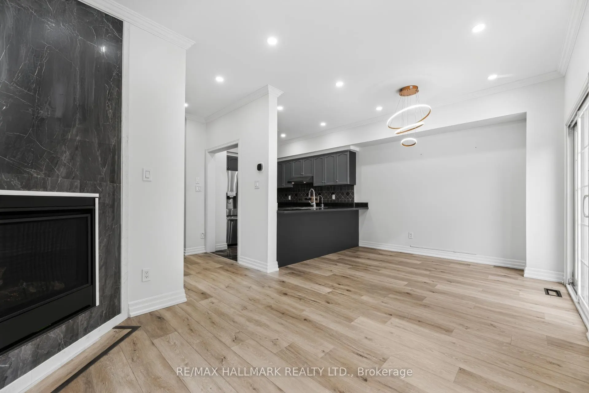 Photo 7 of Unit 39, 180 Blue Willow Drive, Vaughan, East Woodbridge — HOMEH