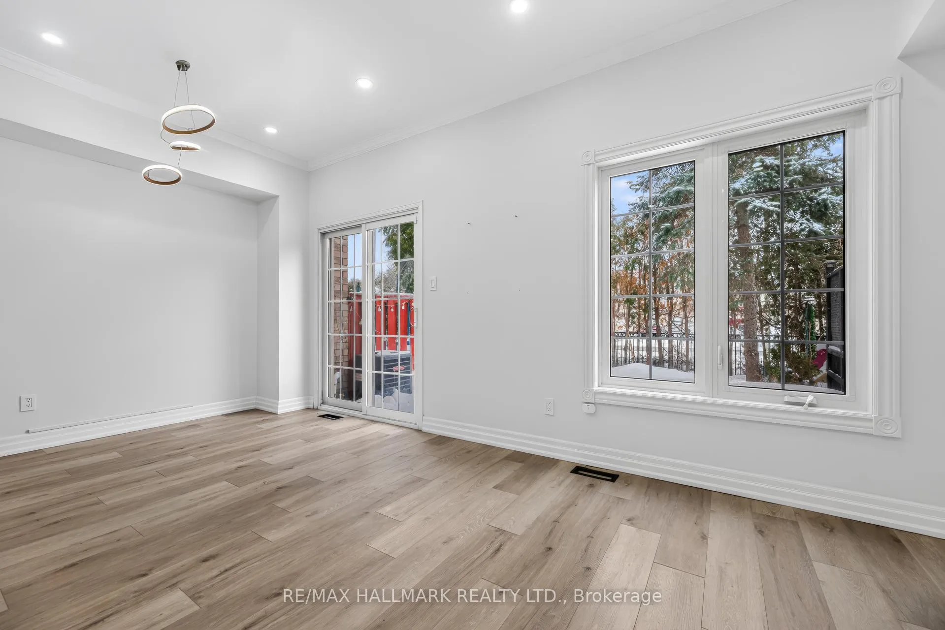 Photo 13 of Unit 39, 180 Blue Willow Drive, Vaughan, East Woodbridge — HOMEH