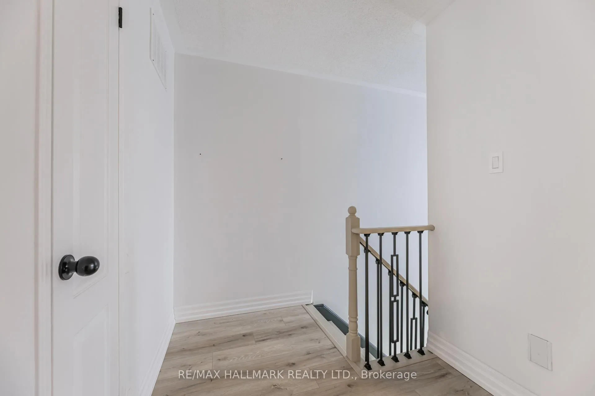 Photo 16 of Unit 39, 180 Blue Willow Drive, Vaughan, East Woodbridge — HOMEH