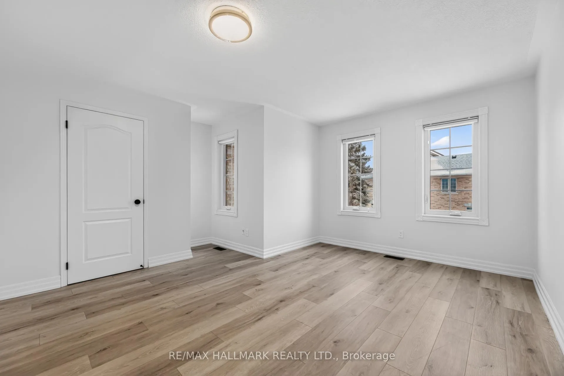 Photo 17 of Unit 39, 180 Blue Willow Drive, Vaughan, East Woodbridge — HOMEH