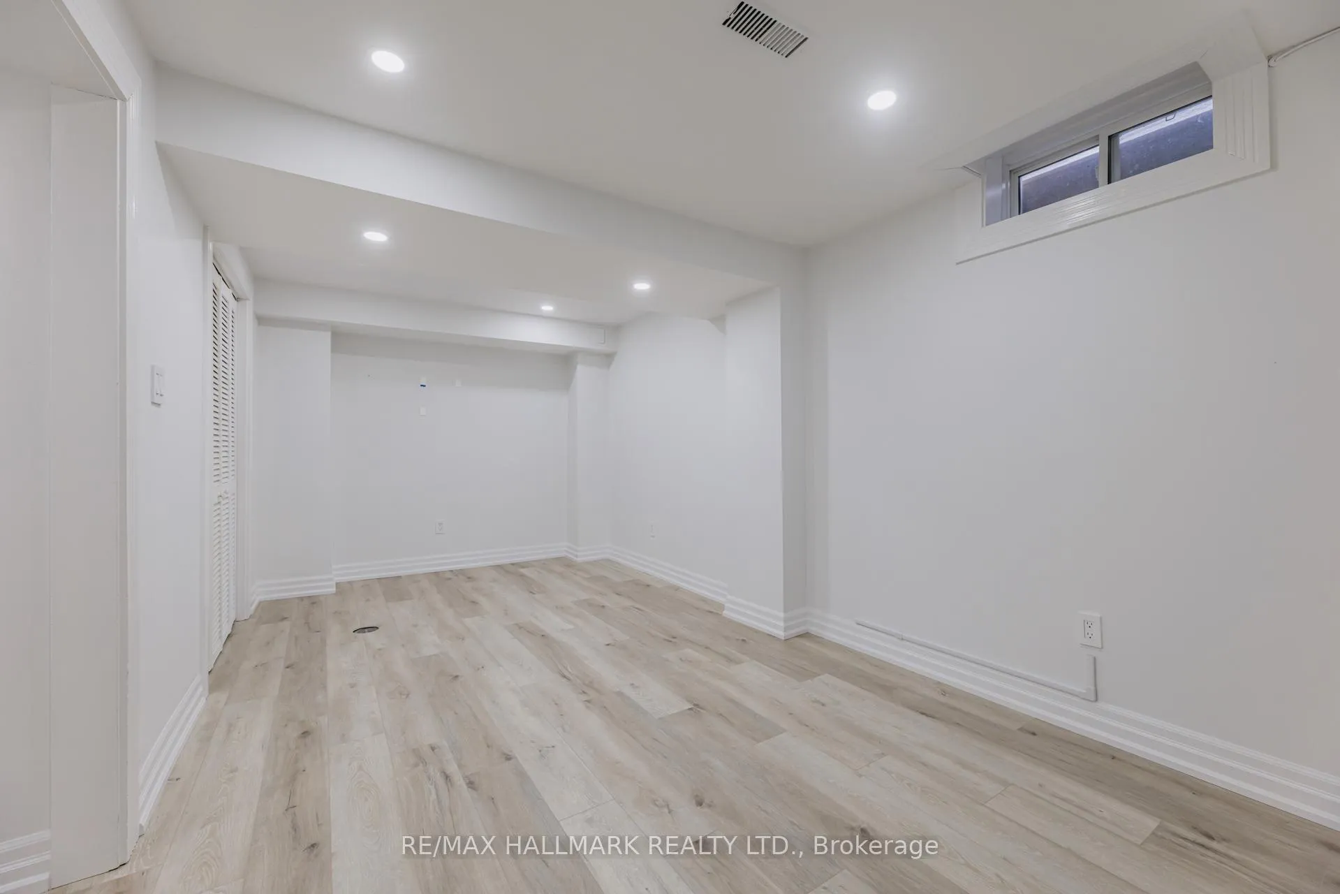 Photo 25 of Unit 39, 180 Blue Willow Drive, Vaughan, East Woodbridge — HOMEH