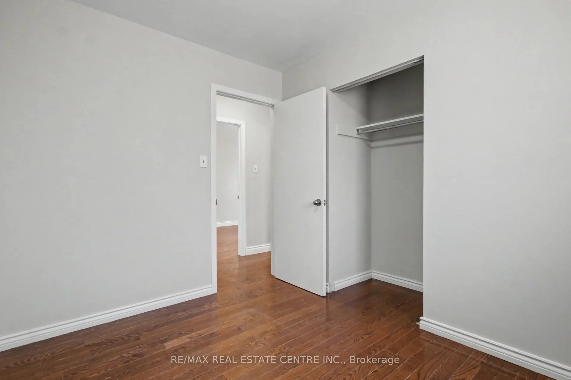 Photo 17 of 61 Romfield Circuit, Markham, Royal Orchard — HOMEH