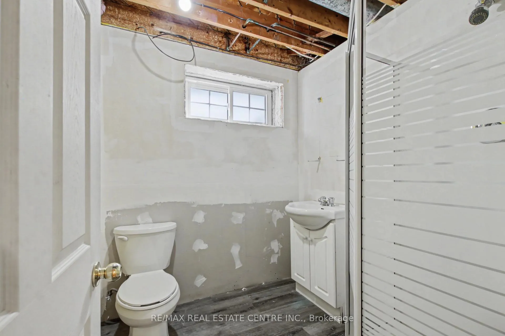 Photo 20 of 61 Romfield Circuit, Markham, Royal Orchard — HOMEH