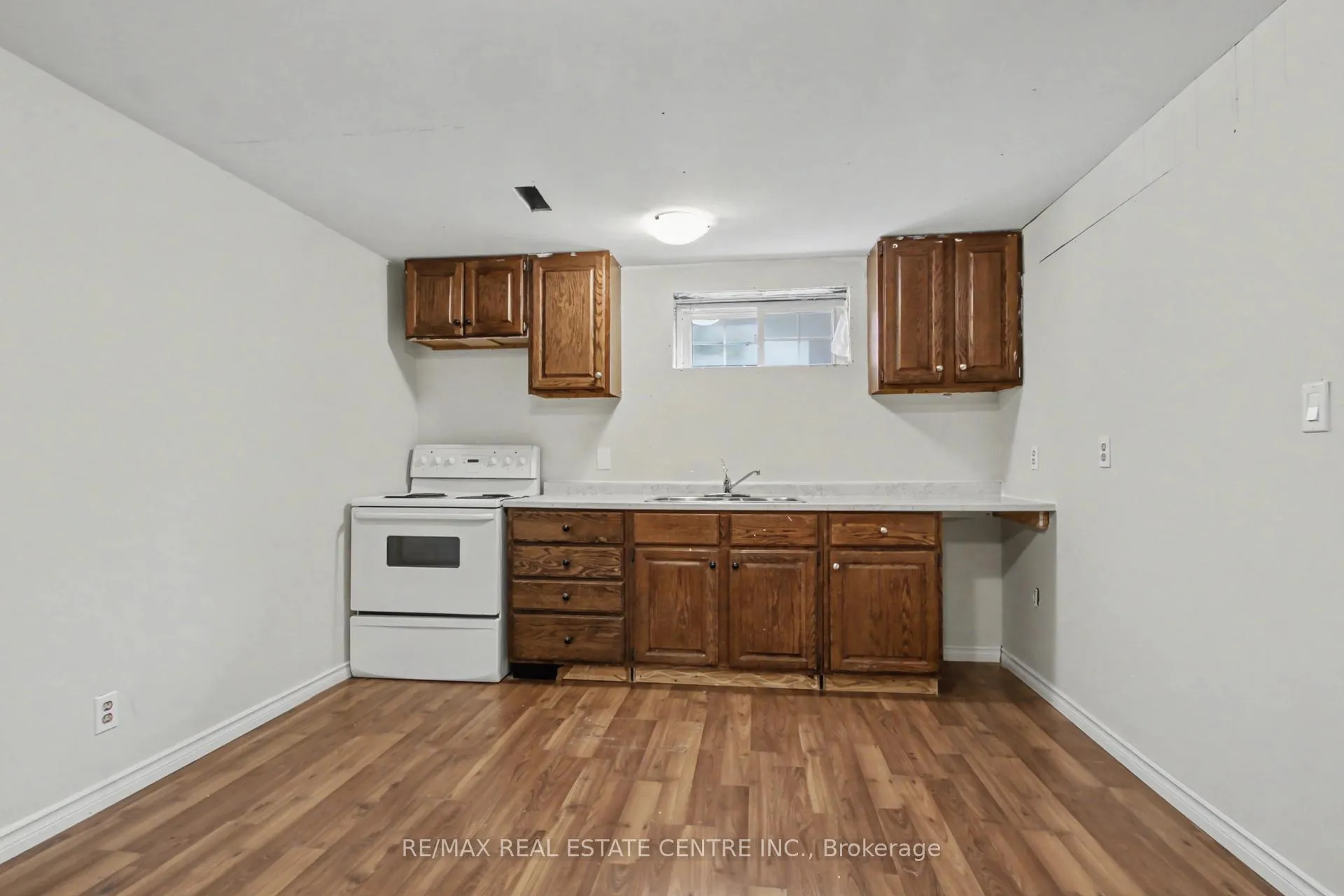 Photo 22 of 61 Romfield Circuit, Markham, Royal Orchard — HOMEH
