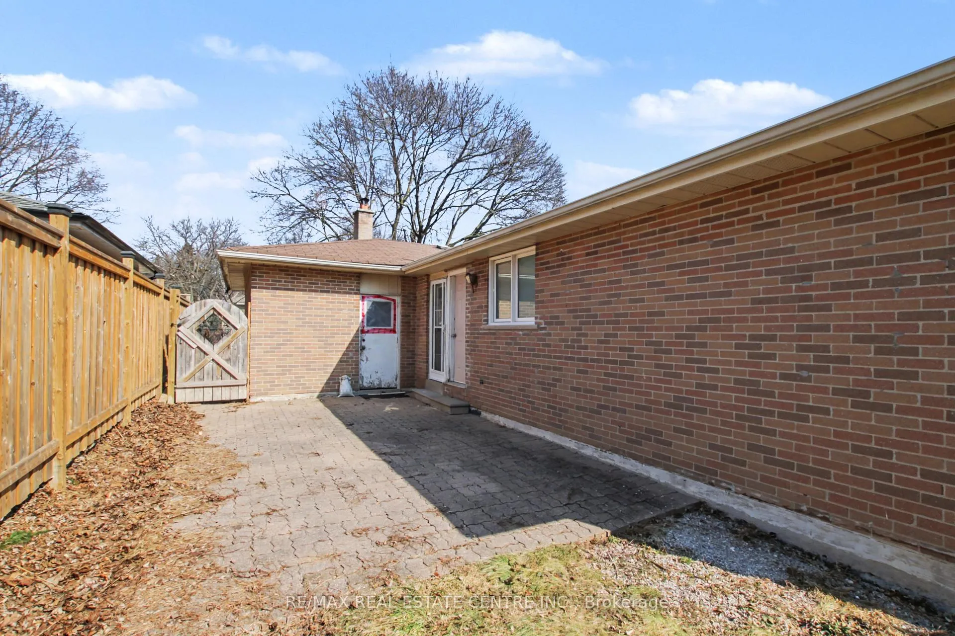 Photo 27 of 61 Romfield Circuit, Markham, Royal Orchard — HOMEH