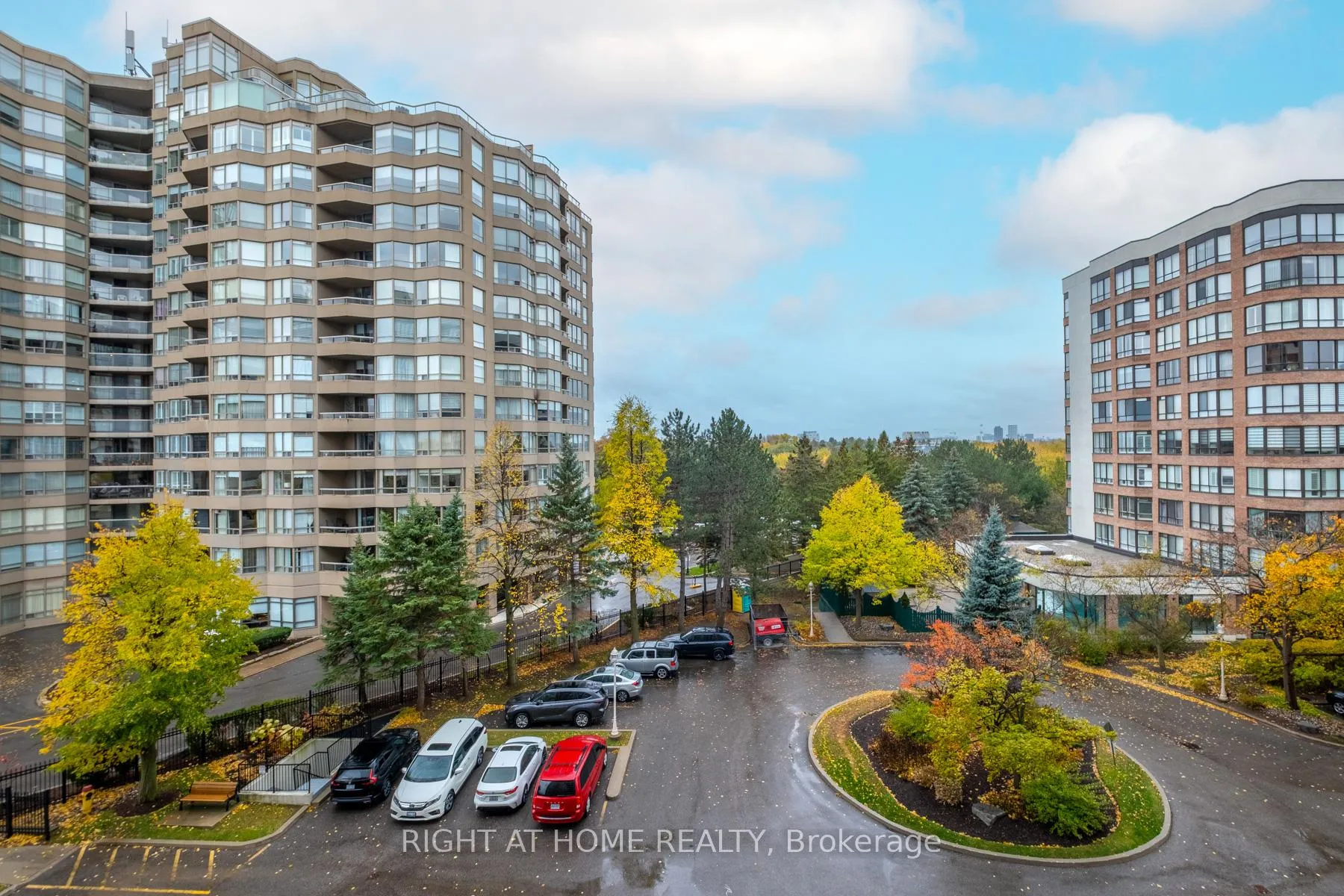 Photo 44 of Unit 520, 25 Austin Drive, Markham, Markville — HOMEH