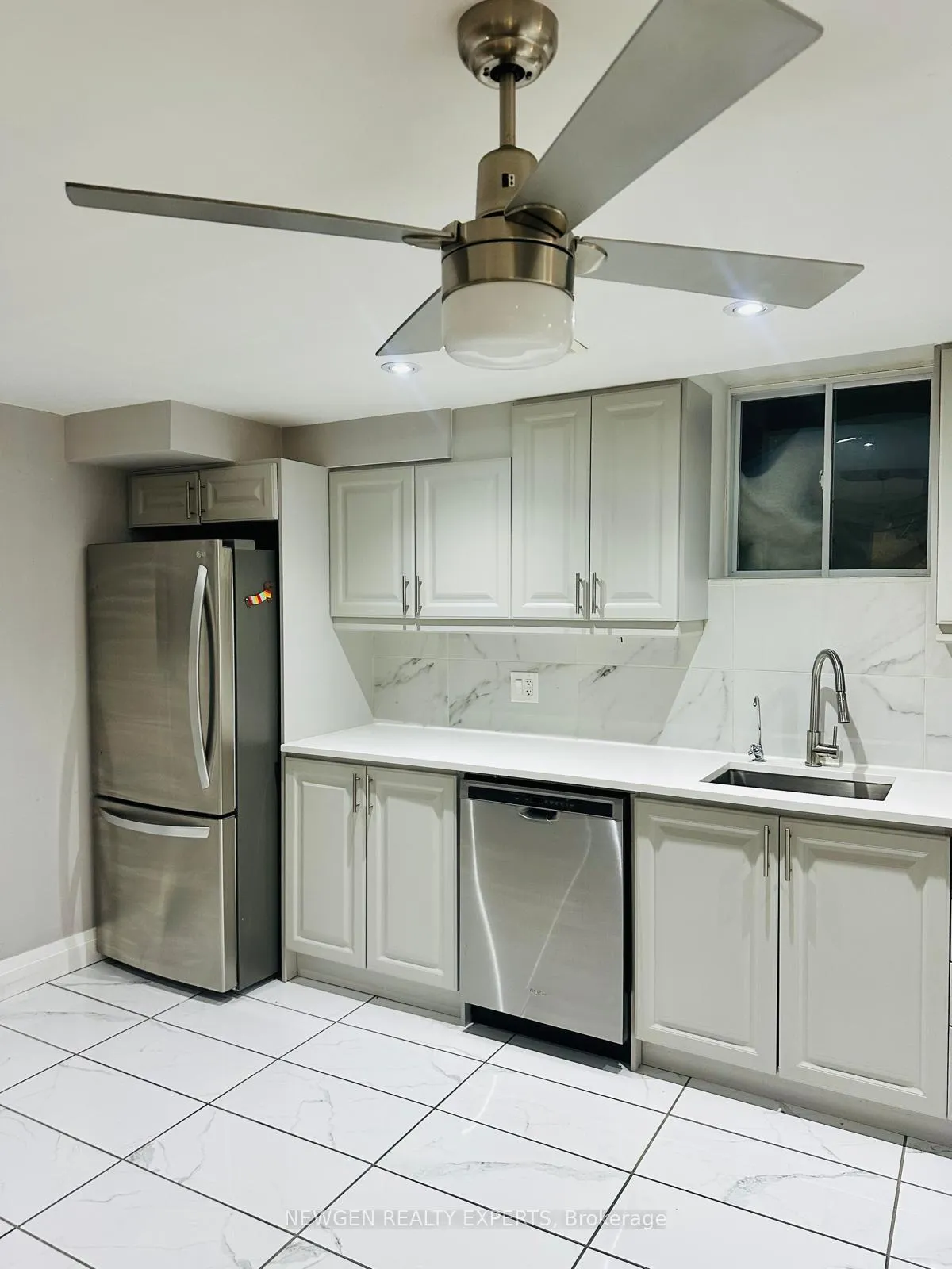 Photo 3 of Unit Lower level, 53 Freshspring Drive, Brampton, Sandringham-Wellington — HOMEH