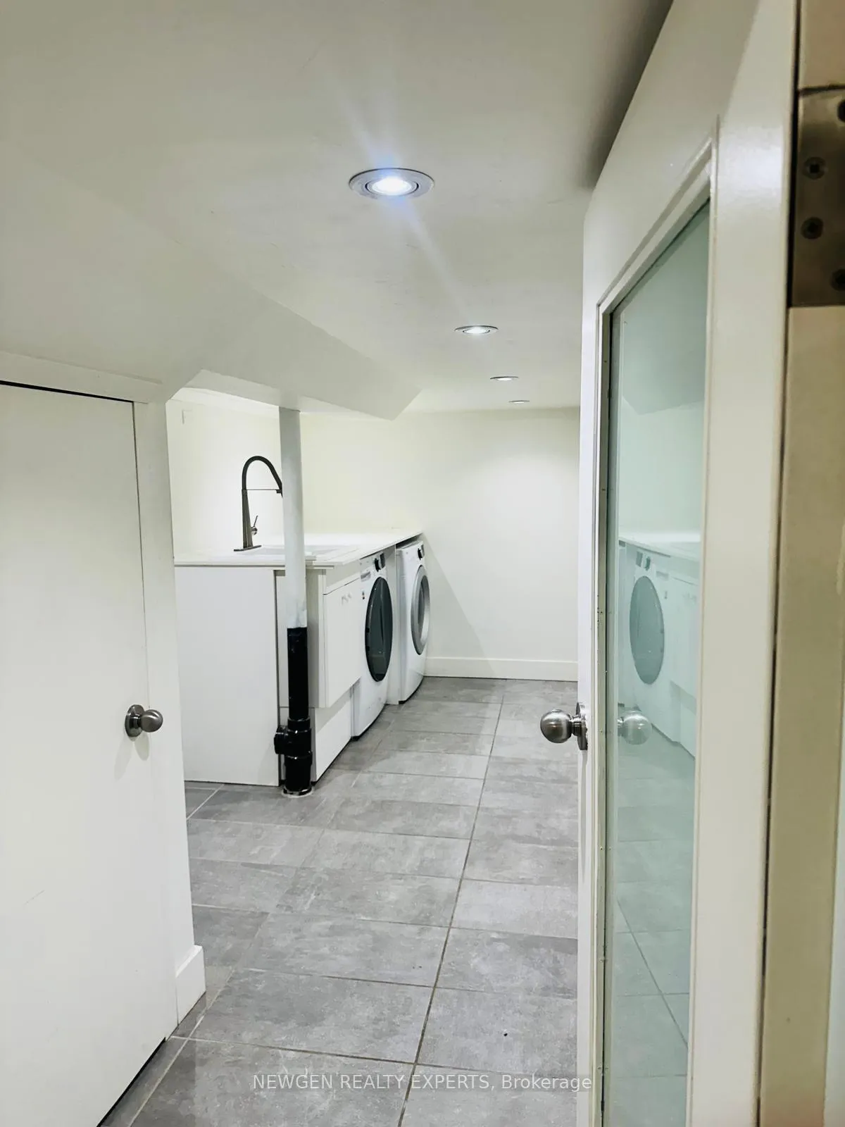 Photo 12 of Unit Lower level, 53 Freshspring Drive, Brampton, Sandringham-Wellington — HOMEH