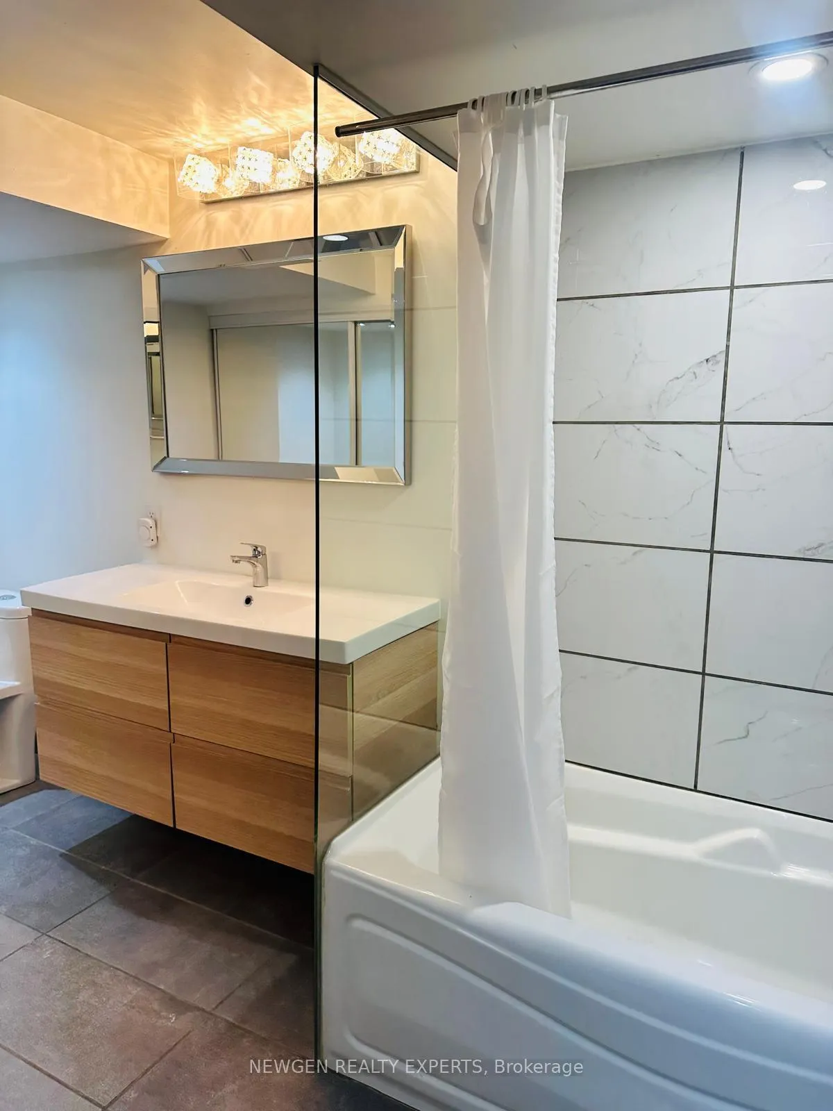 Photo 16 of Unit Lower level, 53 Freshspring Drive, Brampton, Sandringham-Wellington — HOMEH