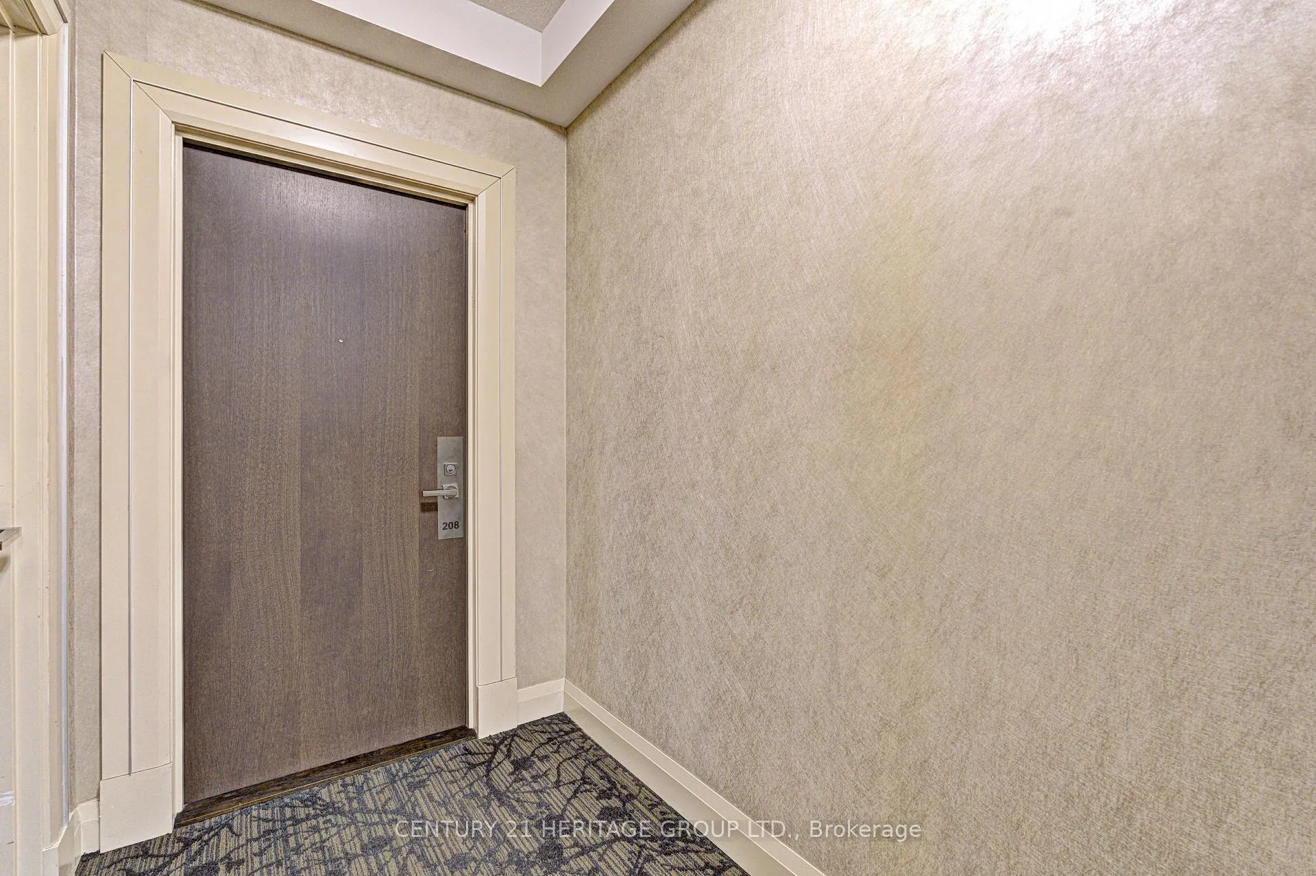 Photo 3 of Unit 208, 75 North Park Road, Vaughan, Beverley Glen — HOMEH