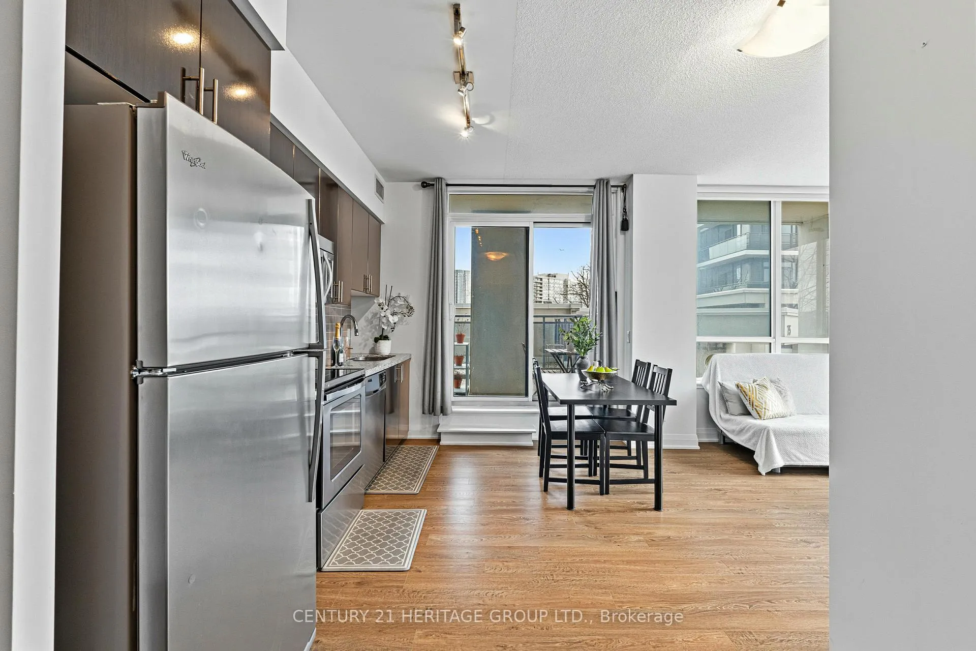 Photo 7 of Unit 208, 75 North Park Road, Vaughan, Beverley Glen — HOMEH