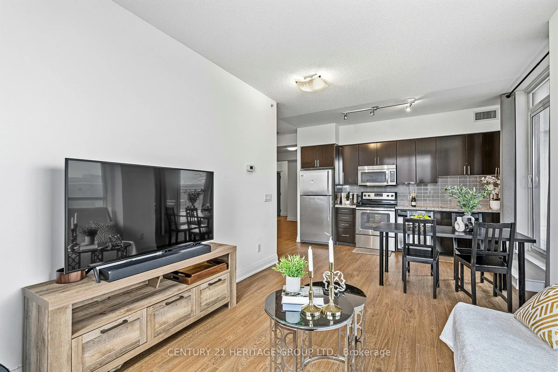 Photo 11 of Unit 208, 75 North Park Road, Vaughan, Beverley Glen — HOMEH