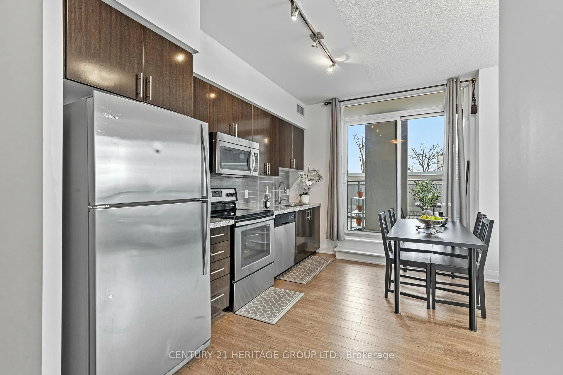 Photo 14 of Unit 208, 75 North Park Road, Vaughan, Beverley Glen — HOMEH