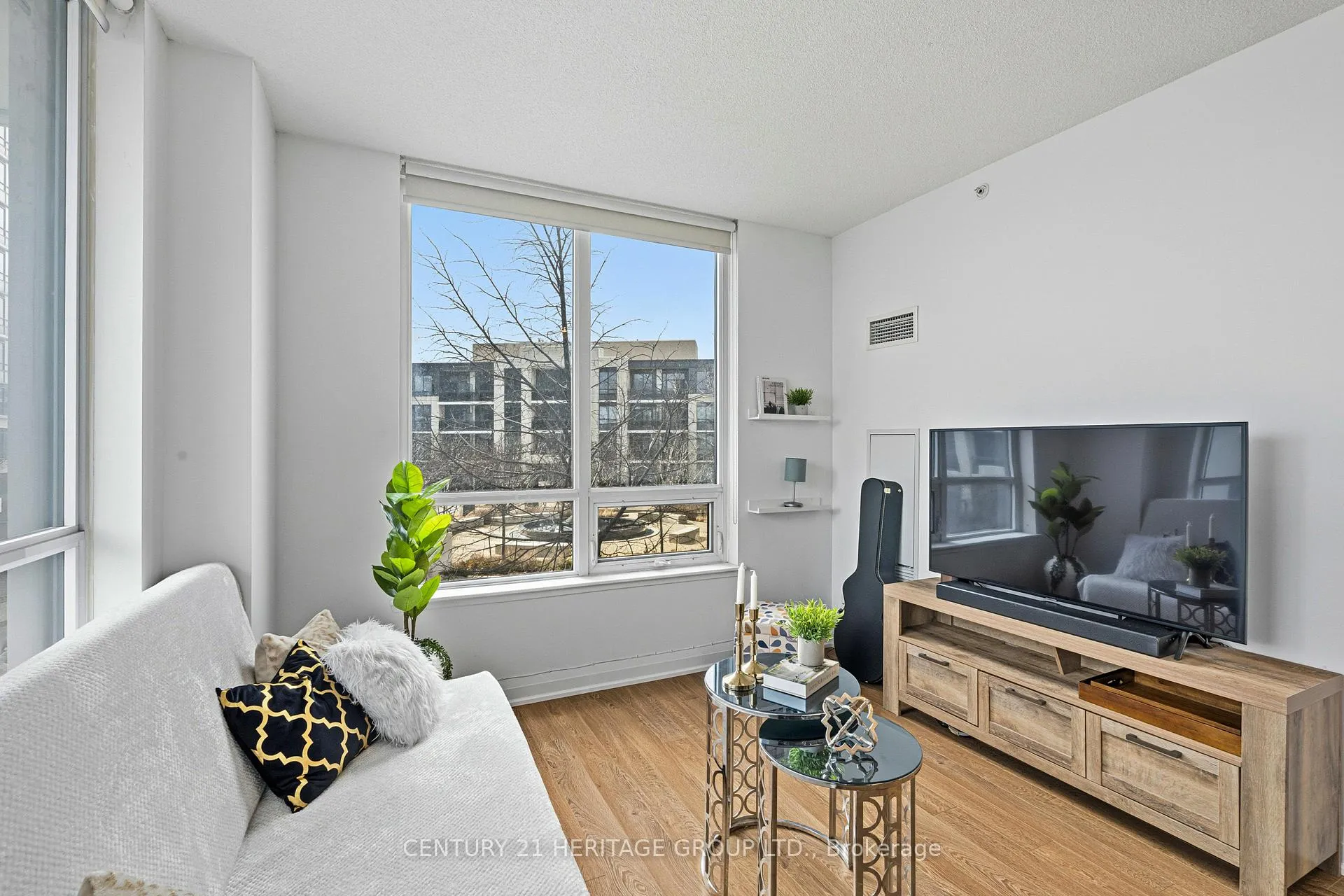 Photo 18 of Unit 208, 75 North Park Road, Vaughan, Beverley Glen — HOMEH
