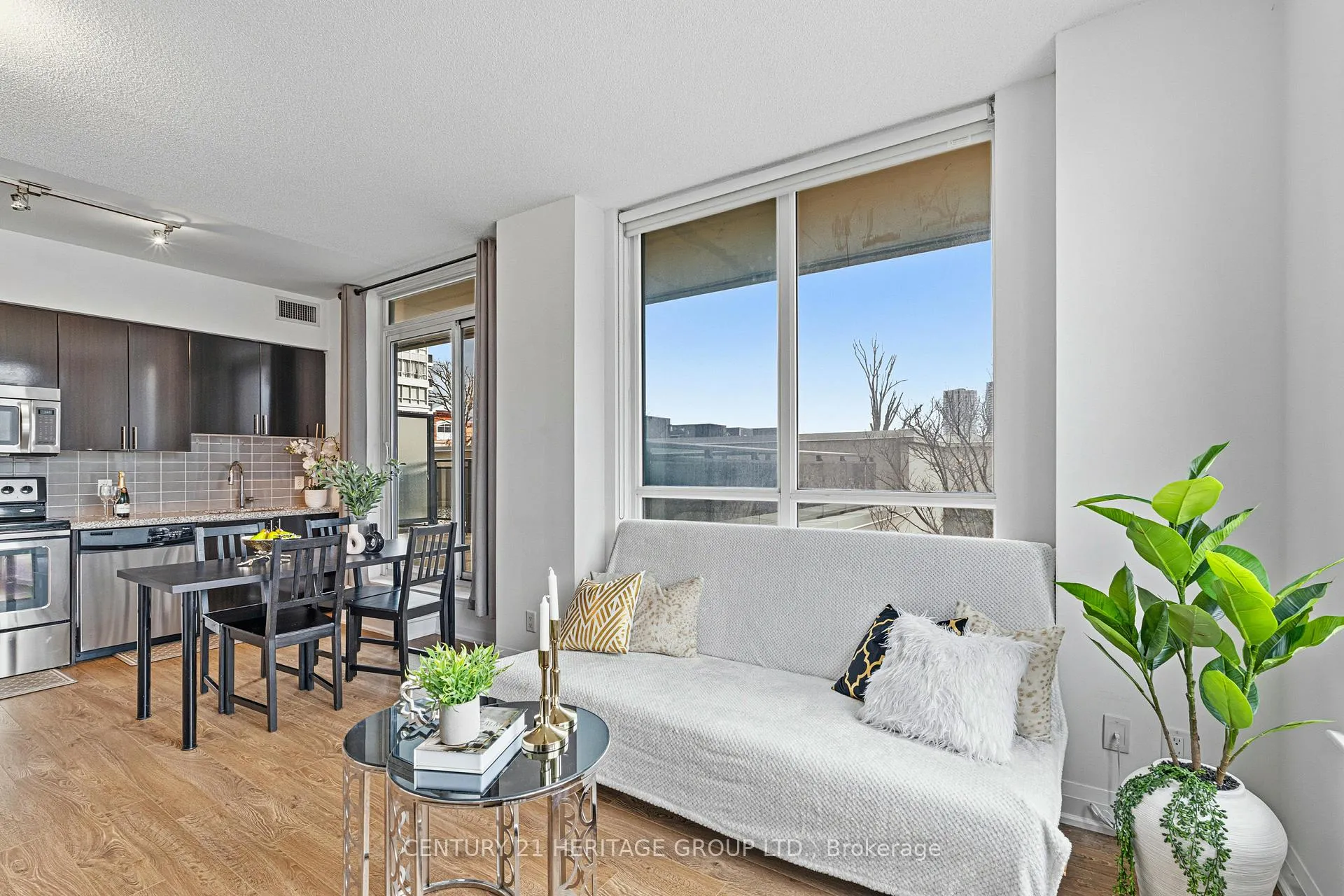 Photo 19 of Unit 208, 75 North Park Road, Vaughan, Beverley Glen — HOMEH