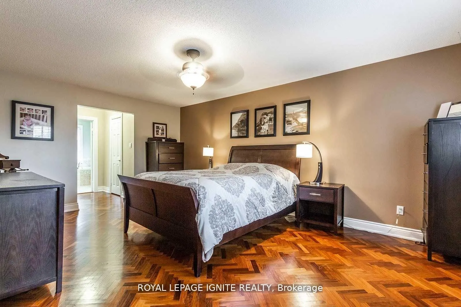 Photo 11 of 16 Chalmers Court, Brampton, Heart Lake — HOMEH