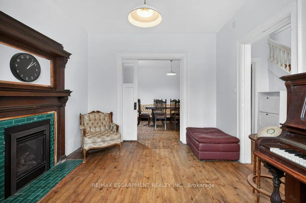 Photo 9 of 523 Catharine Street N, Hamilton, North End — HOMEH