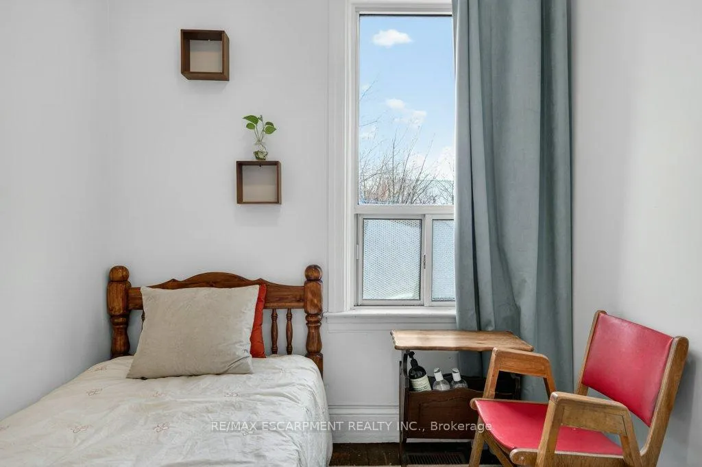 Photo 19 of 523 Catharine Street N, Hamilton, North End — HOMEH