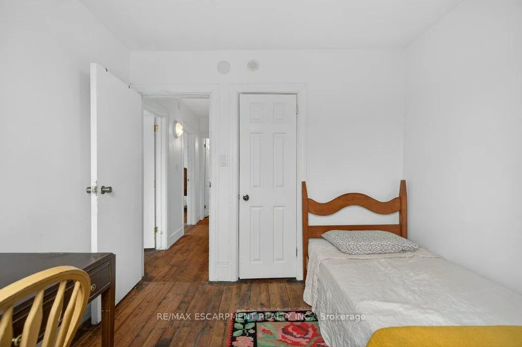 Photo 22 of 523 Catharine Street N, Hamilton, North End — HOMEH