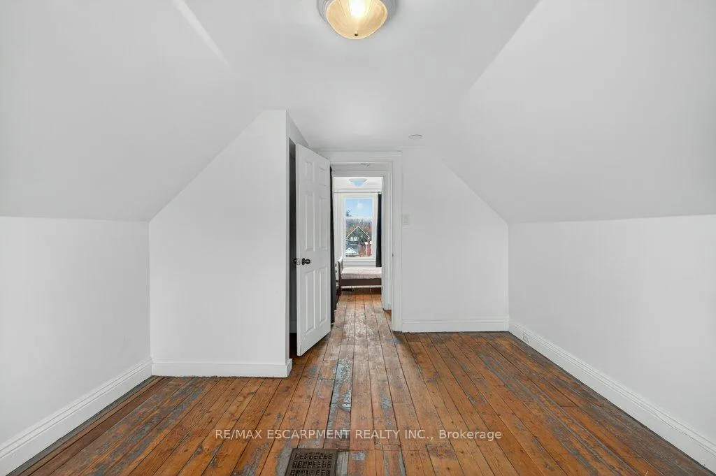 Photo 36 of 523 Catharine Street N, Hamilton, North End — HOMEH